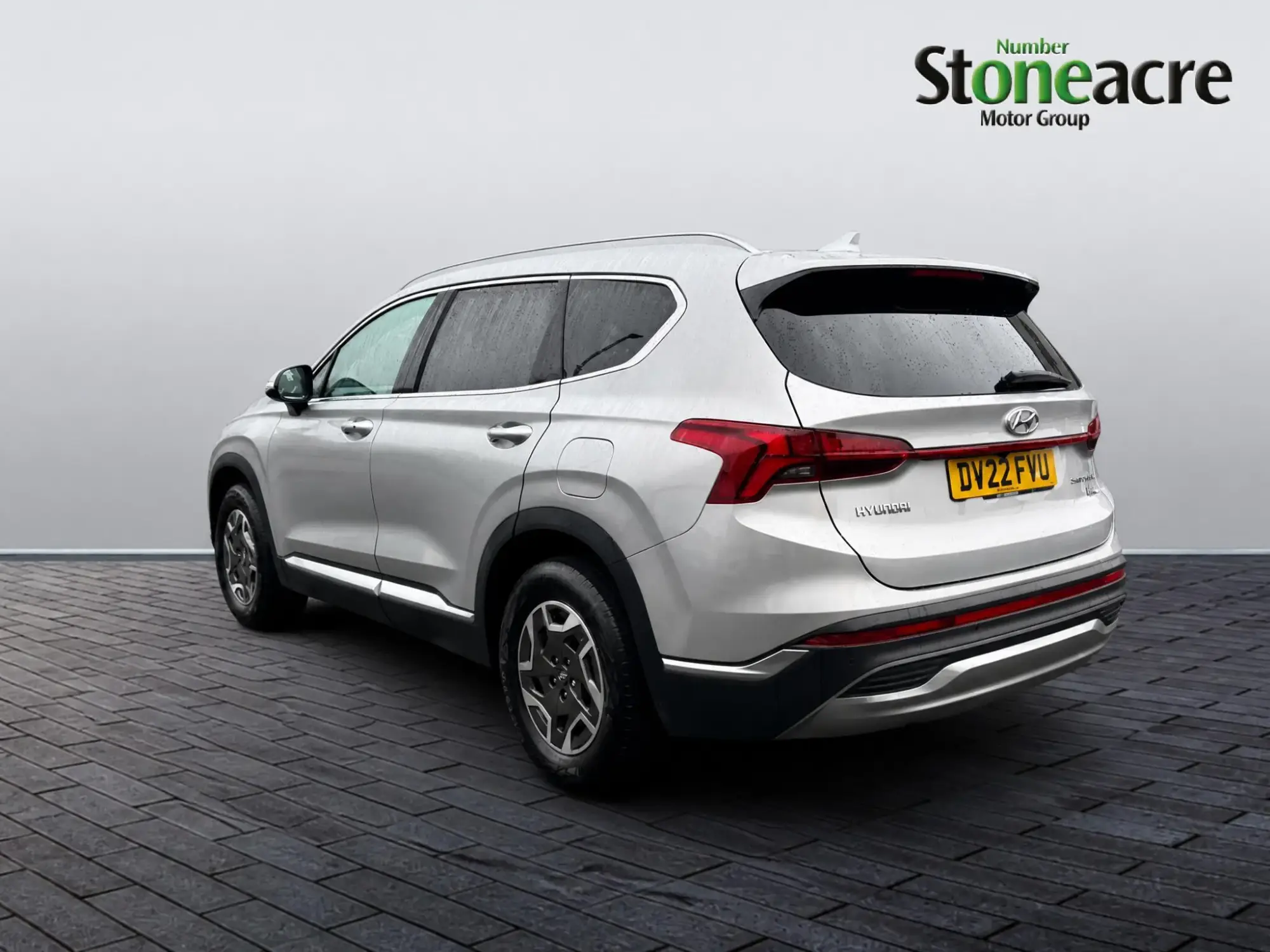 Hyundai SANTA FE Image 4