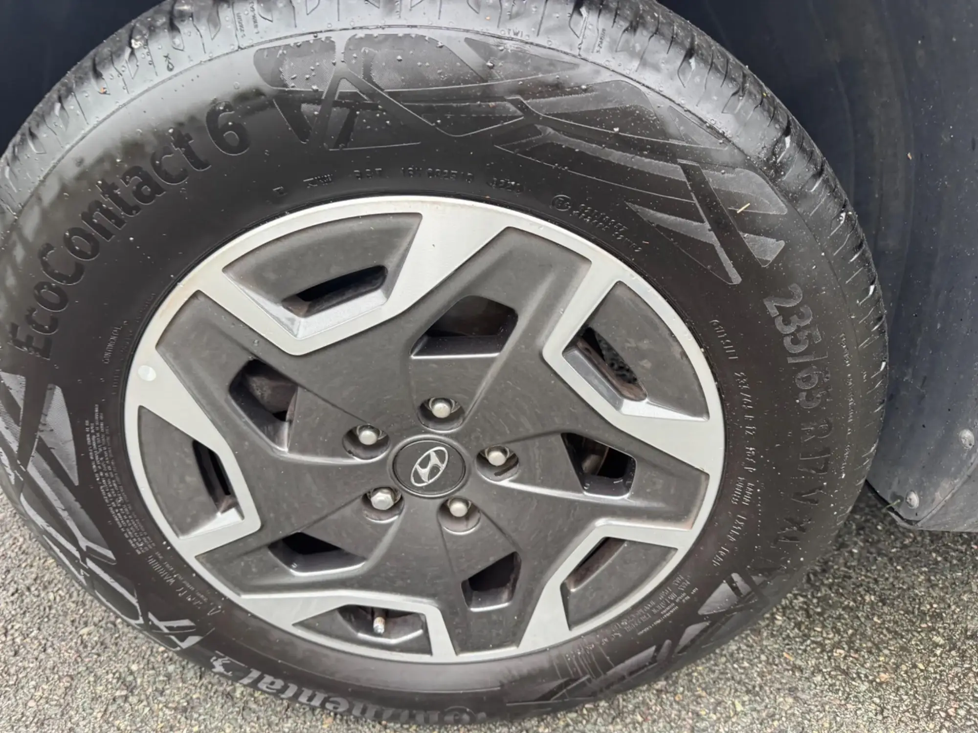 Hyundai SANTA FE Image 23
