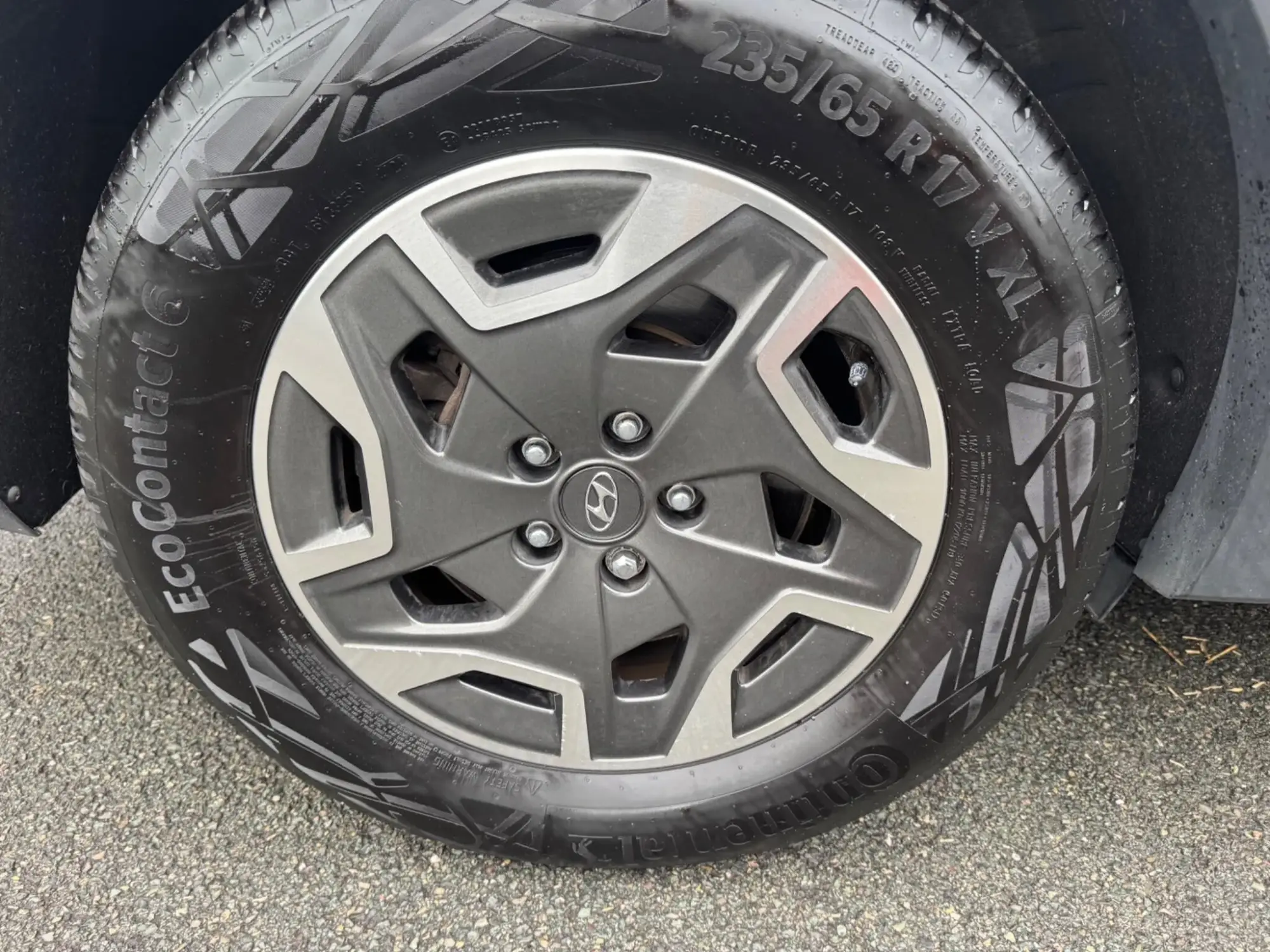 Hyundai SANTA FE Image 25