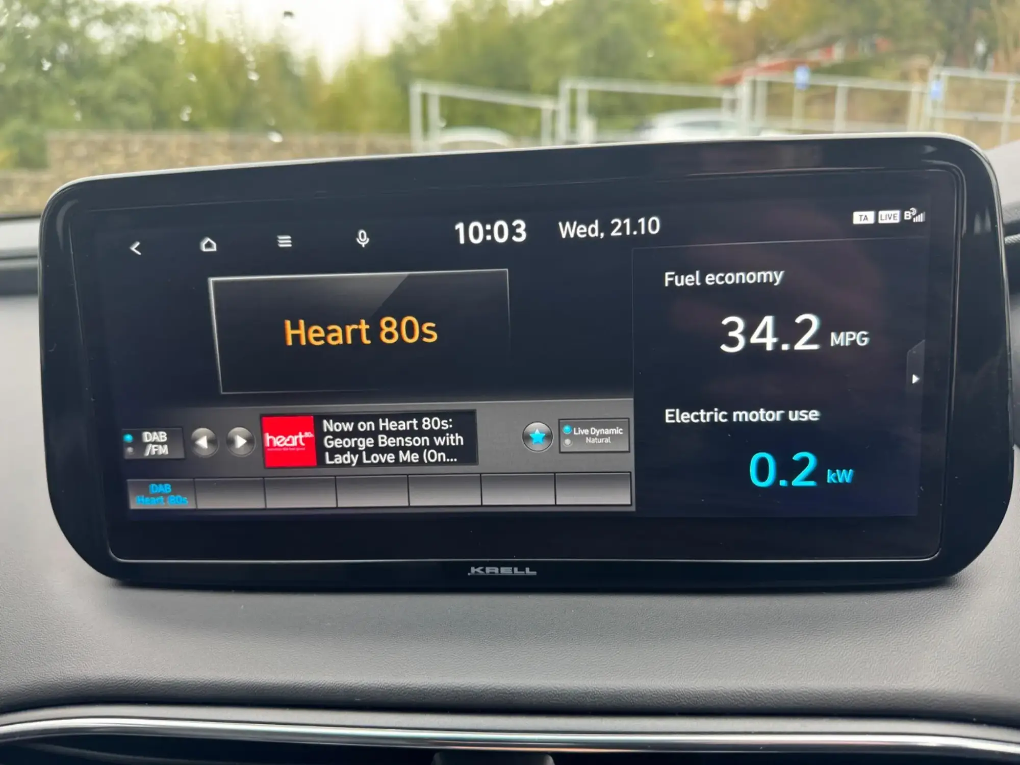 Hyundai SANTA FE Image 31