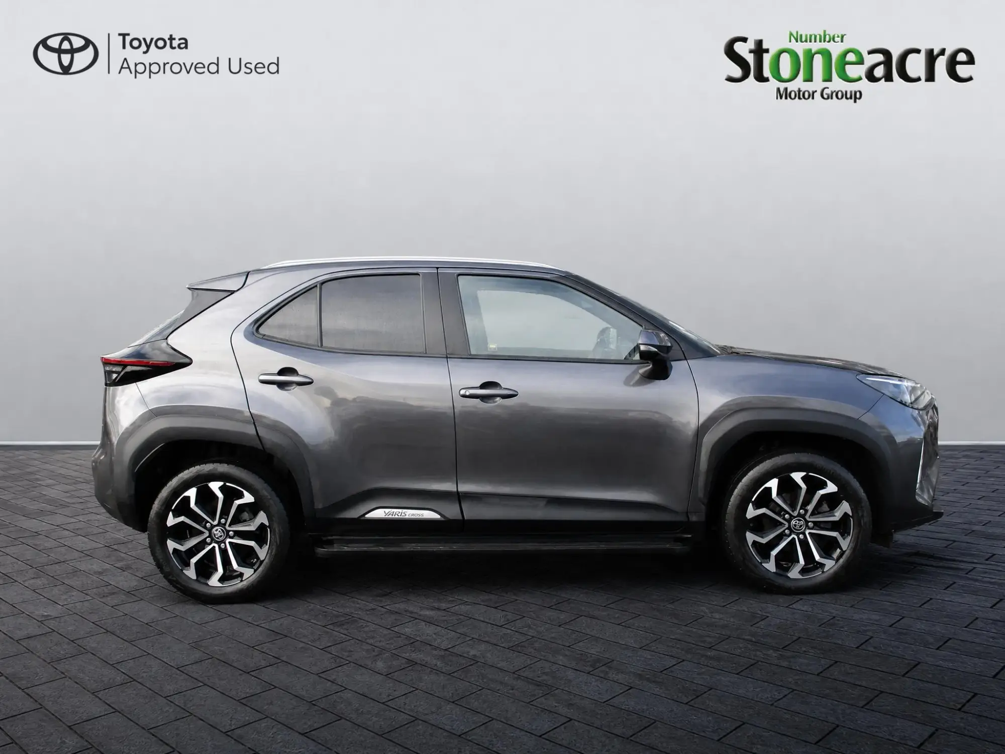 Toyota Yaris Cross Hybrid 1.5 Hybrid Design 5dr CVT NA72VHL Image 2