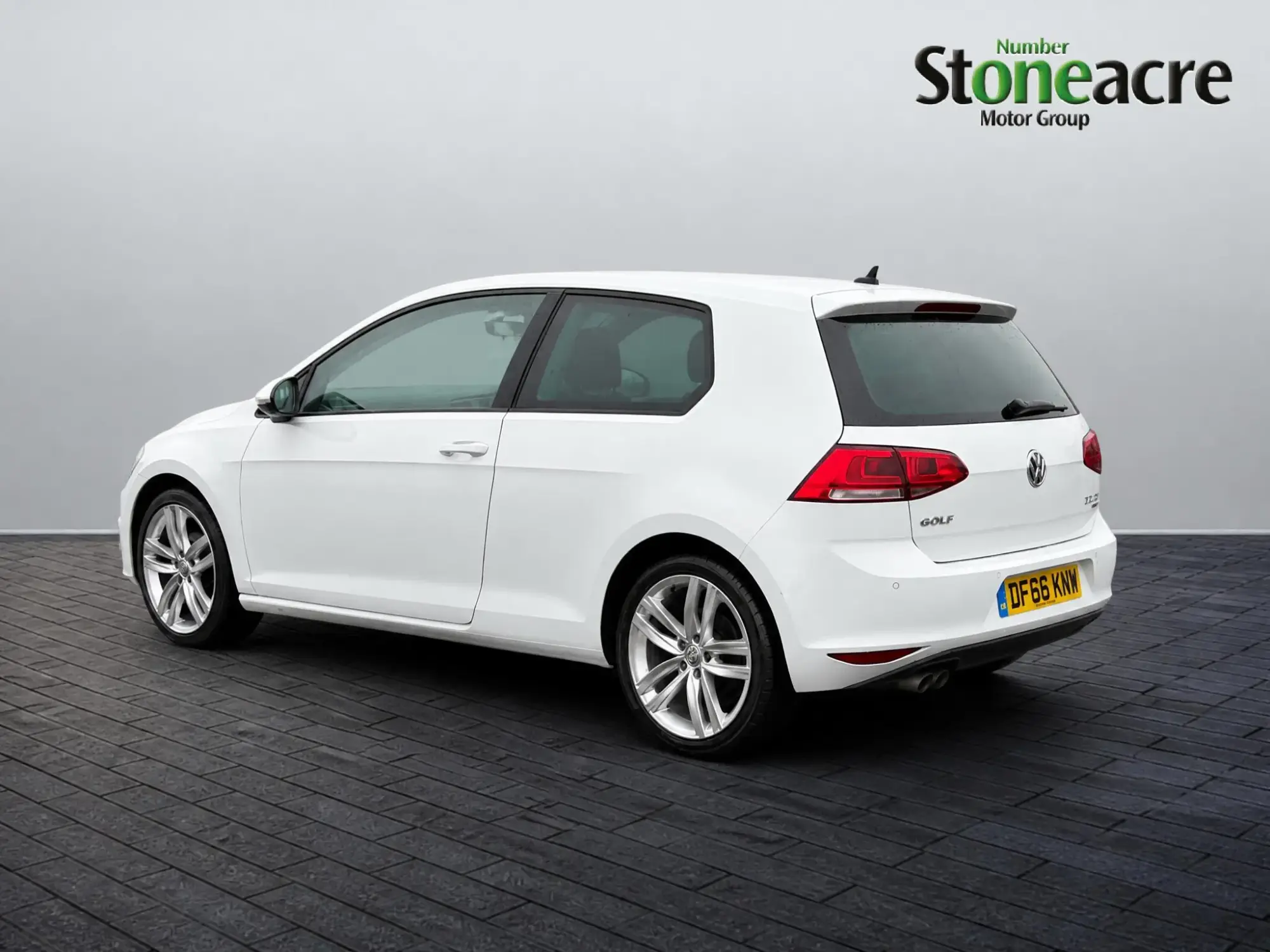 Volkswagen Golf Image 4