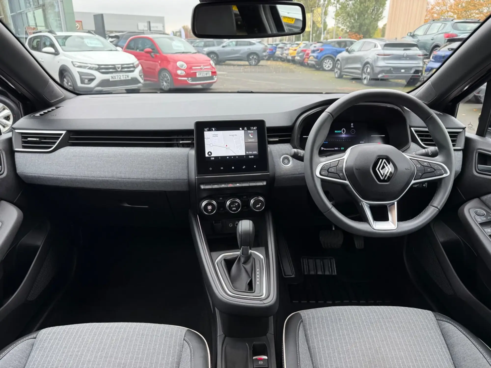 Renault Clio E-Tech Image 12 Renault Clio E-Tech Image 12
