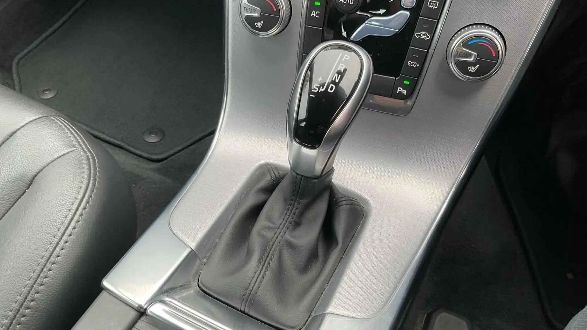 Volvo S60 Image 26 Volvo S60 Image 26