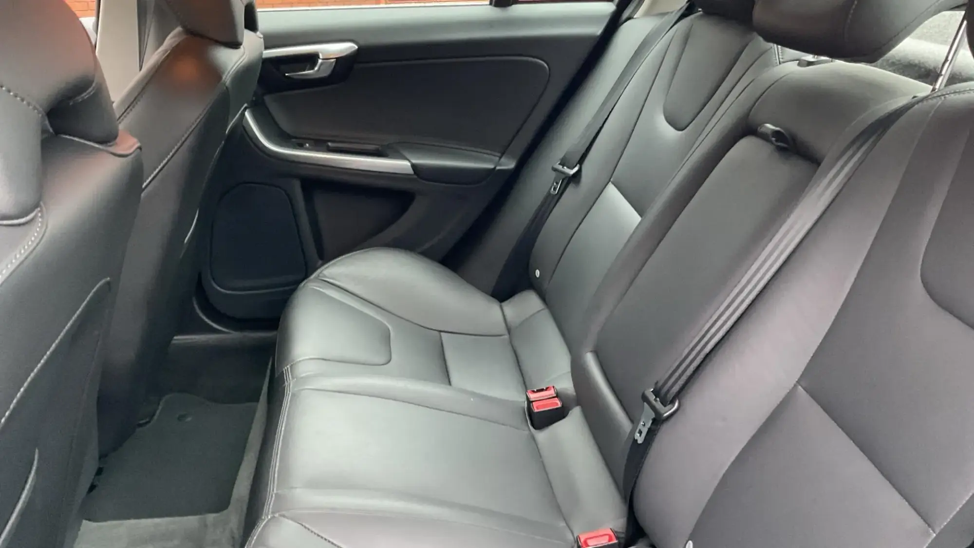 Volvo S60 Image 33 Volvo S60 Image 33