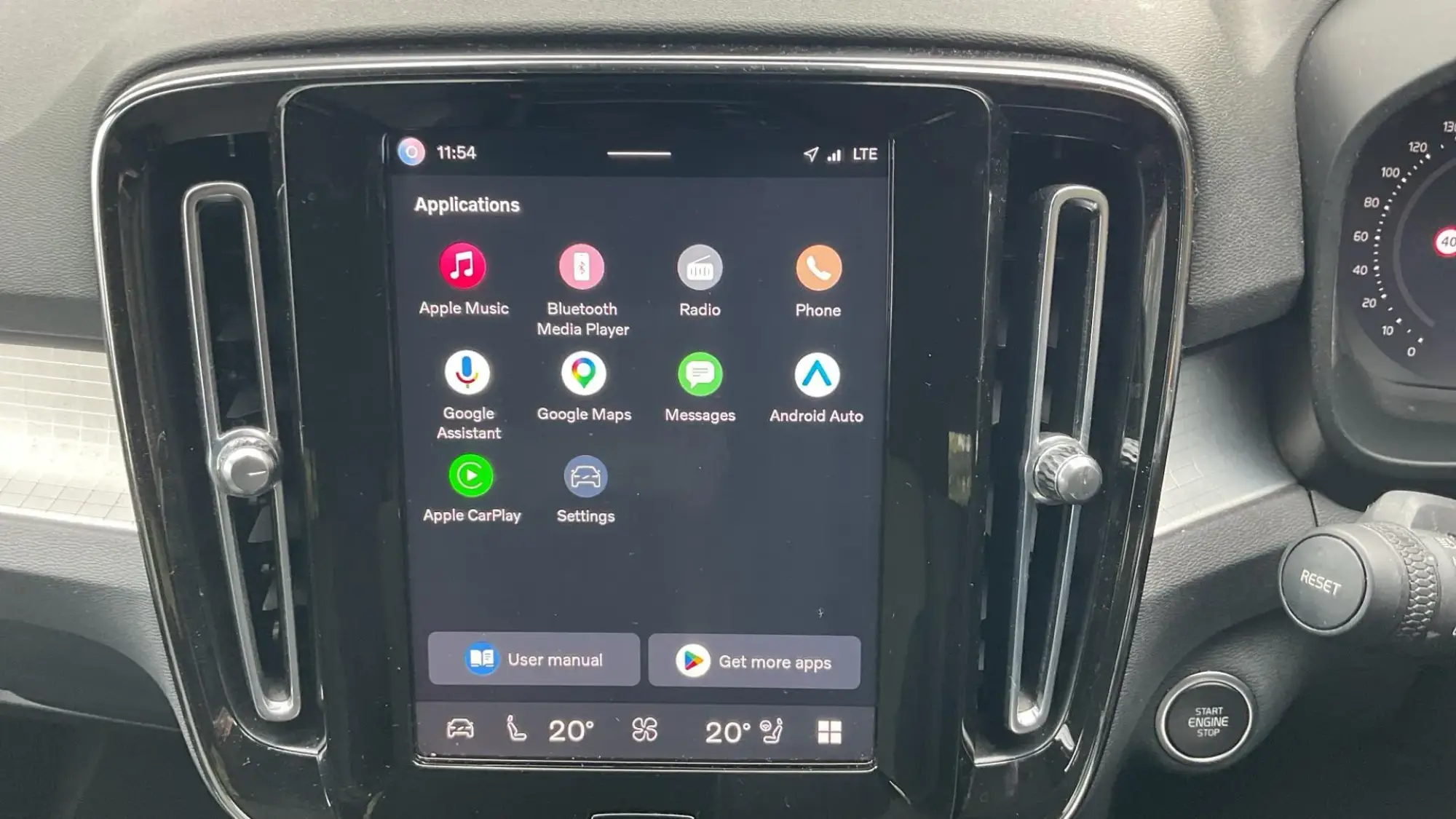Volvo XC40 Image 12