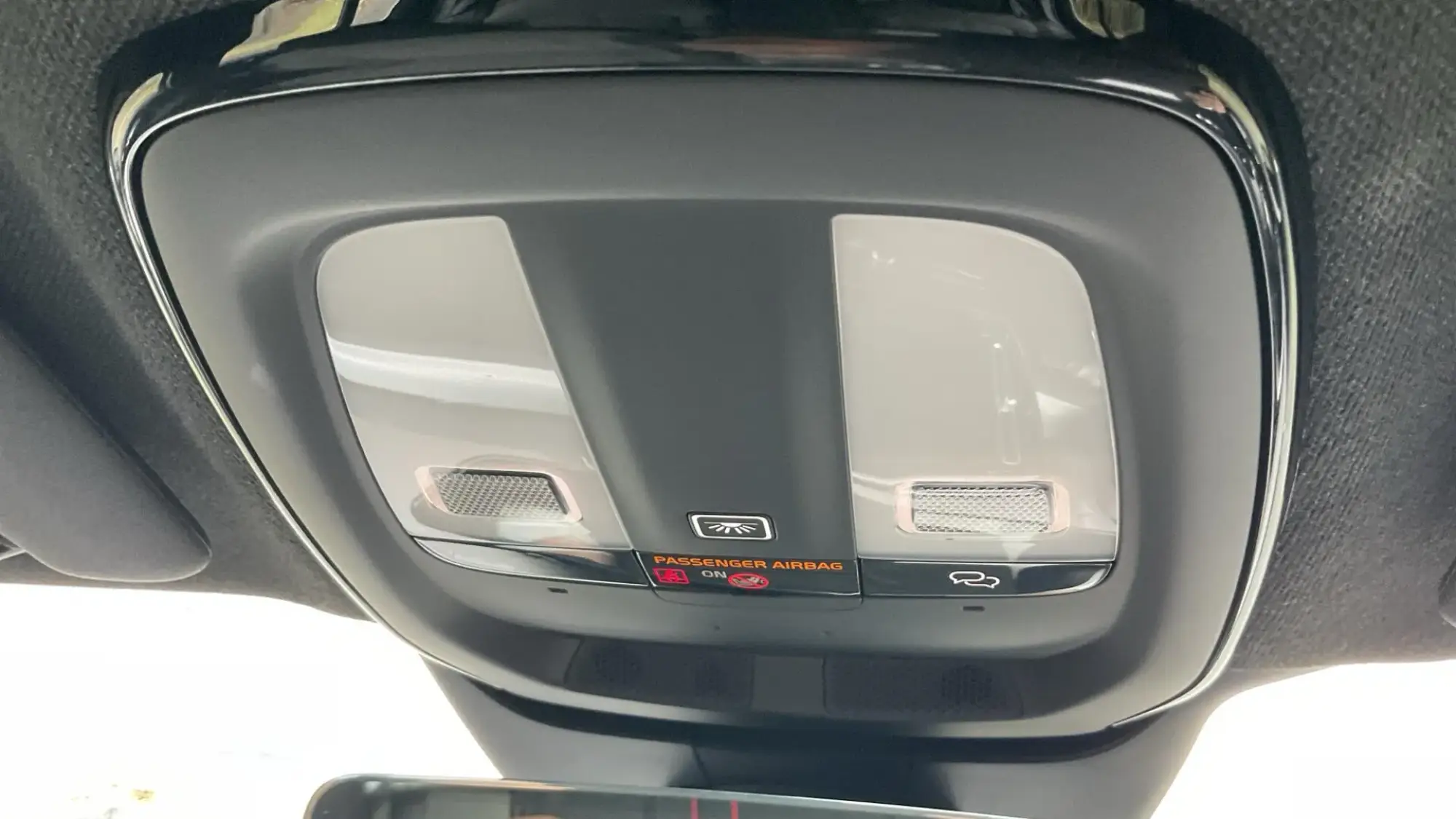 Volvo XC40 Image 28
