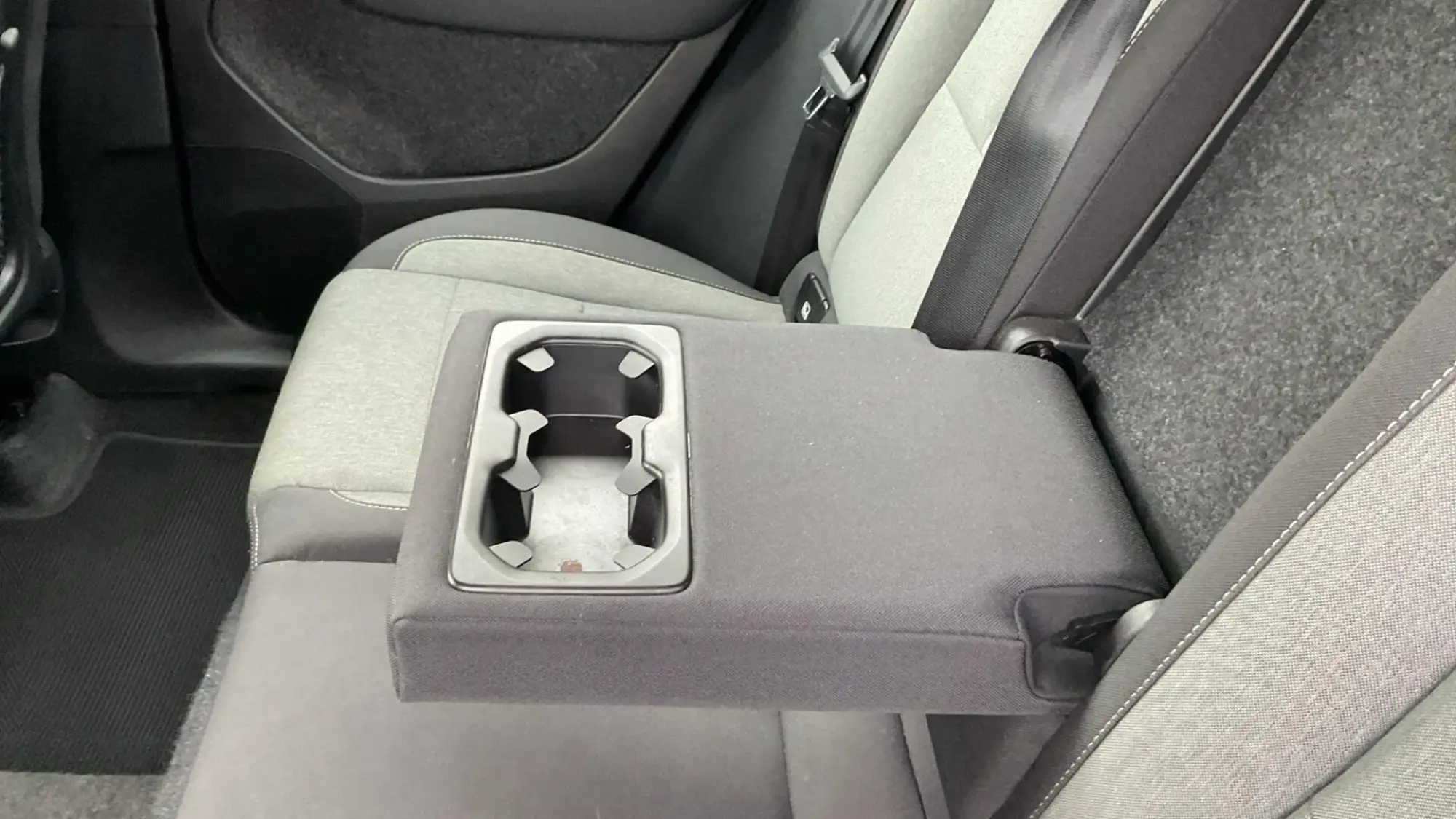 Volvo XC40 Image 34