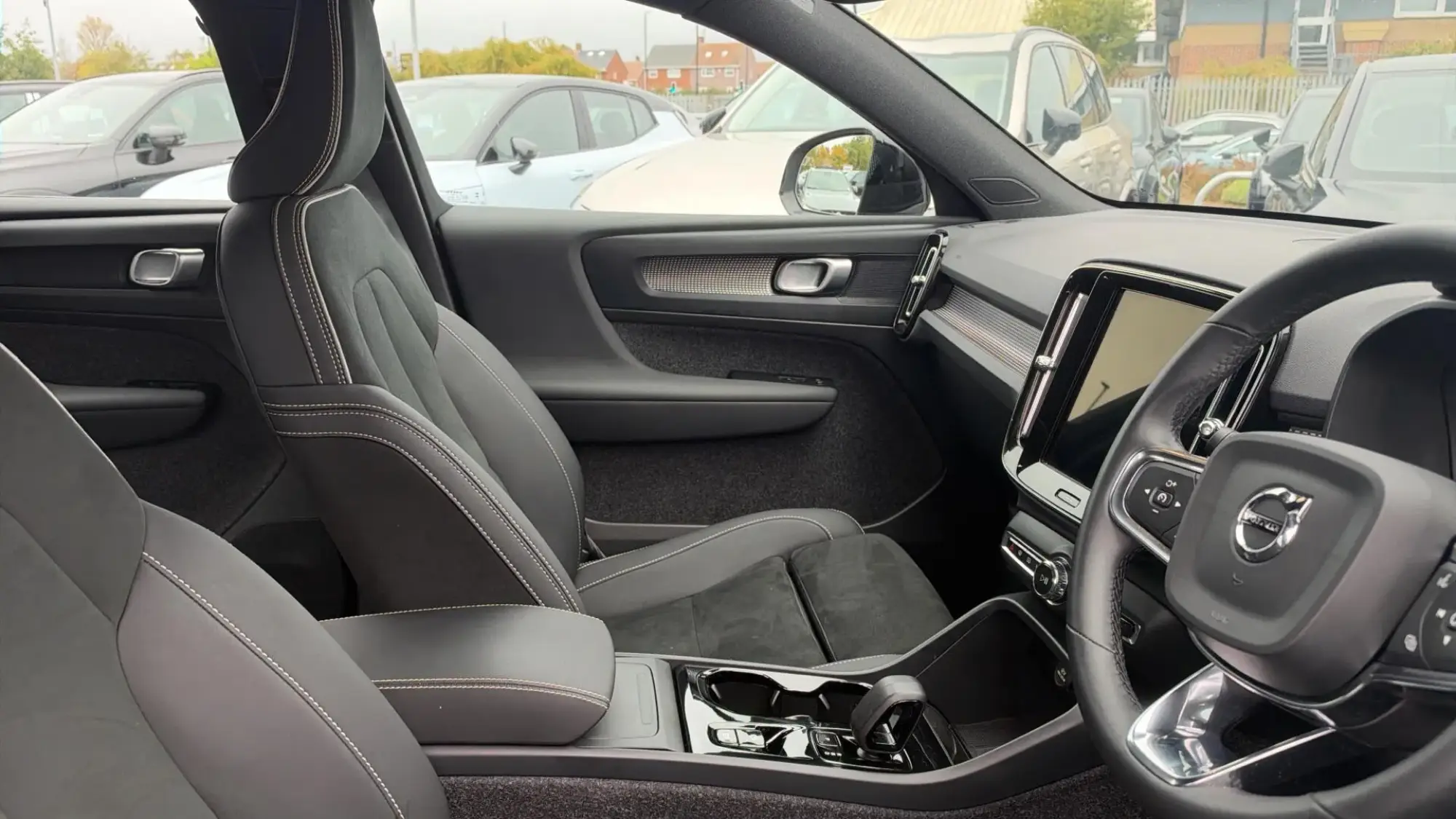 Volvo XC40 Image 11