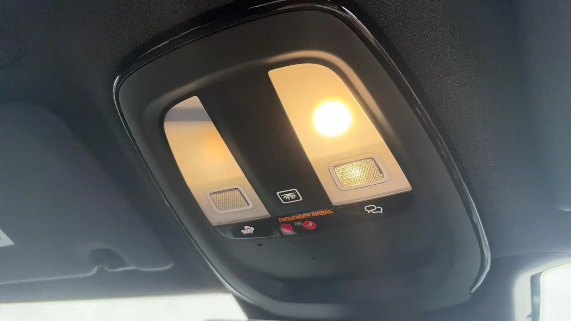 Volvo XC40 Image 28