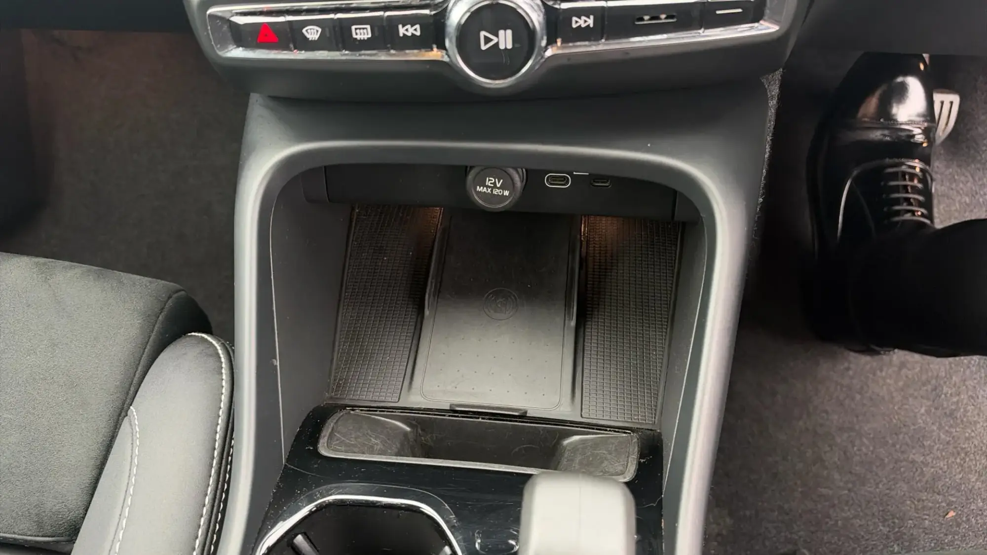 Volvo XC40 Image 41