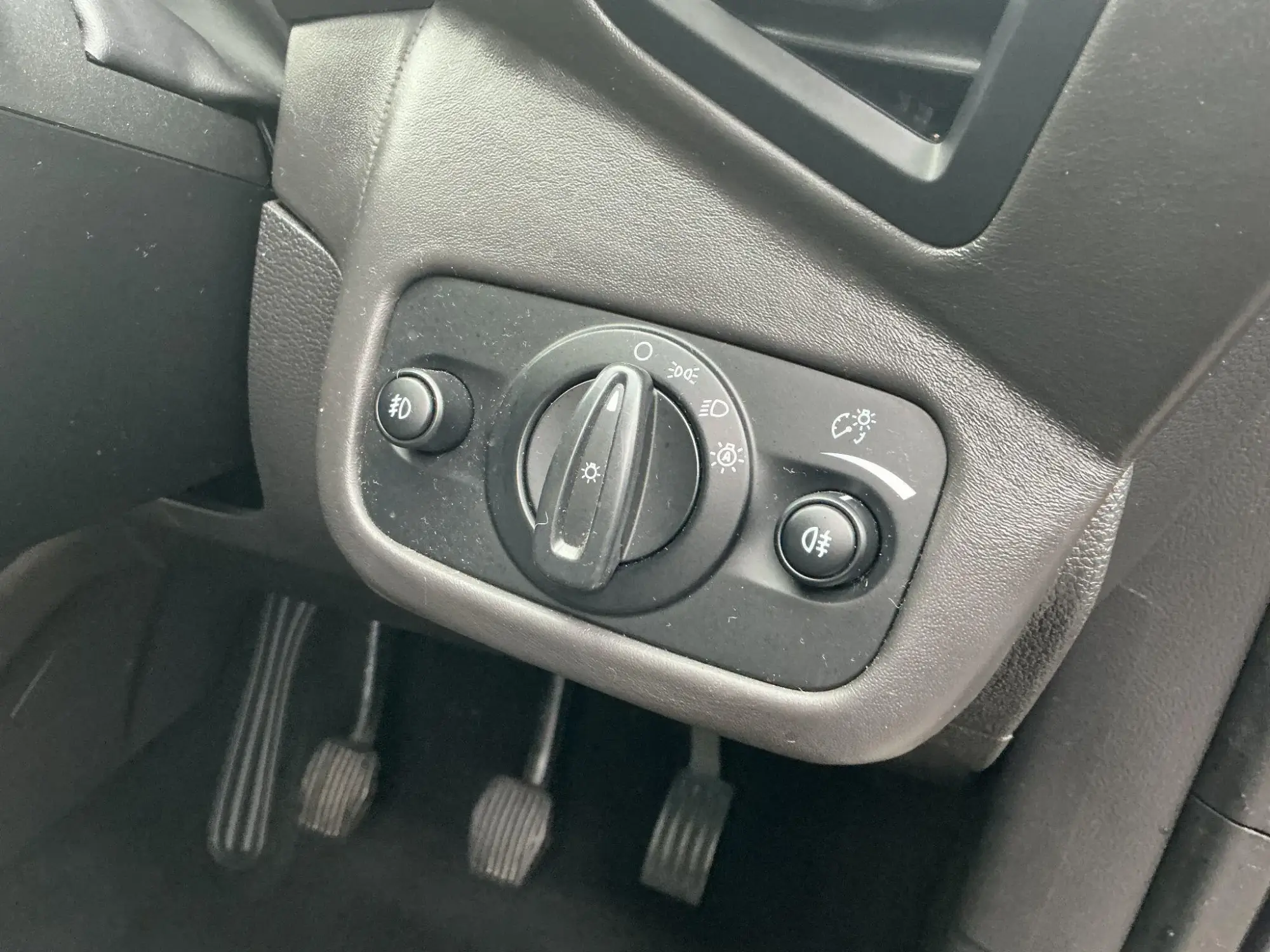 Ford Kuga Image 20