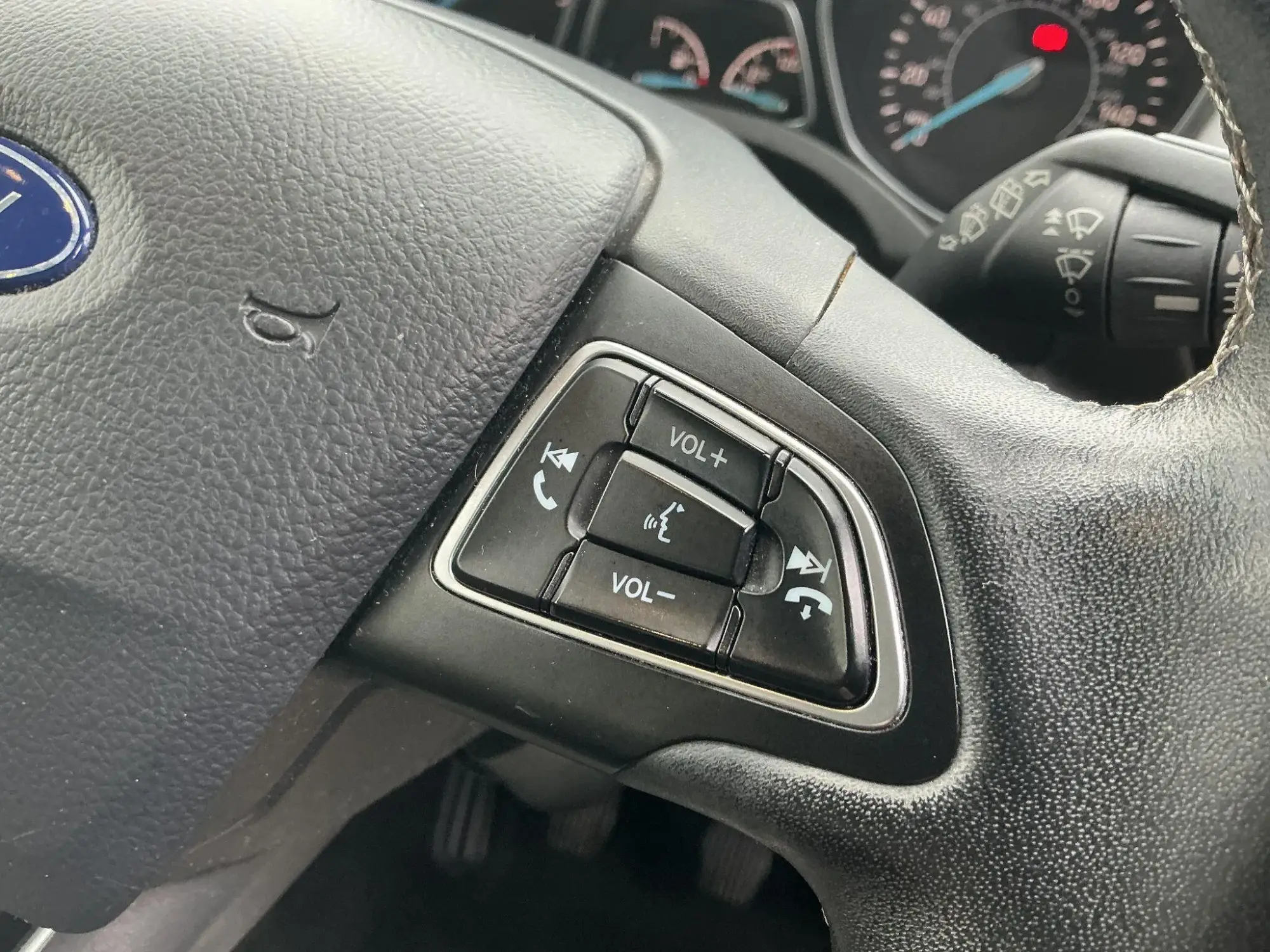 Ford Kuga Image 21