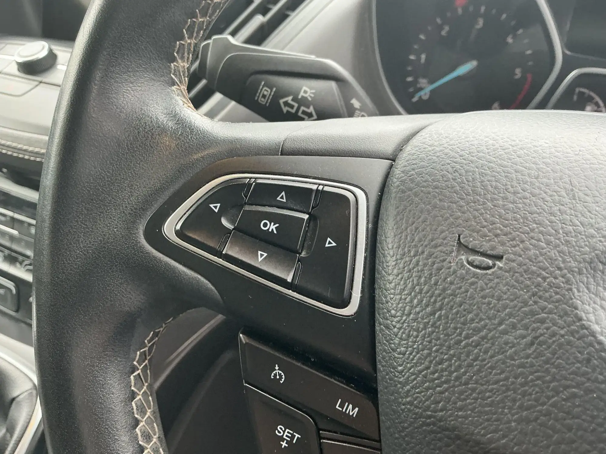 Ford Kuga Image 22
