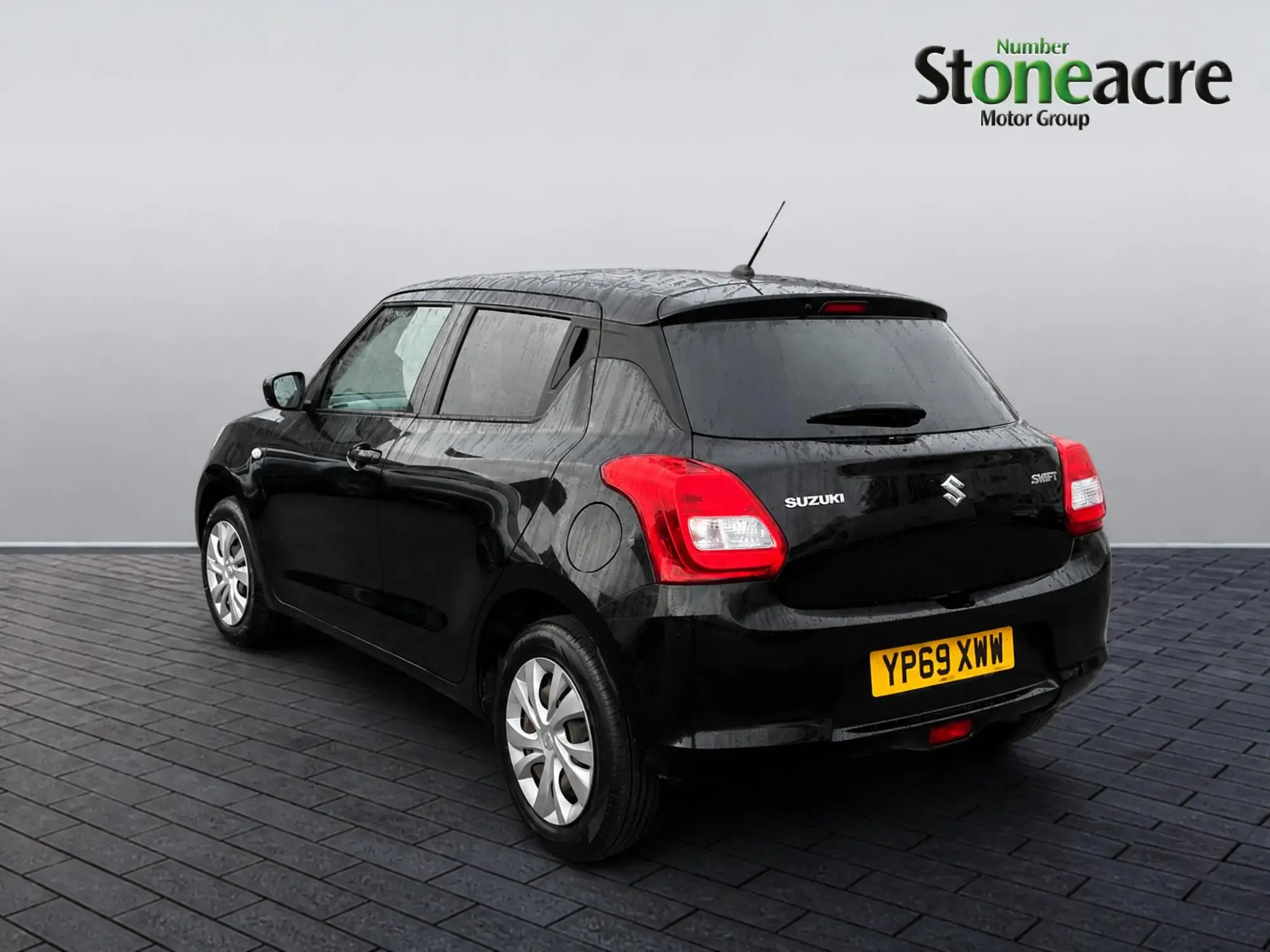 Suzuki Swift Image 4 Suzuki Swift Image 4
