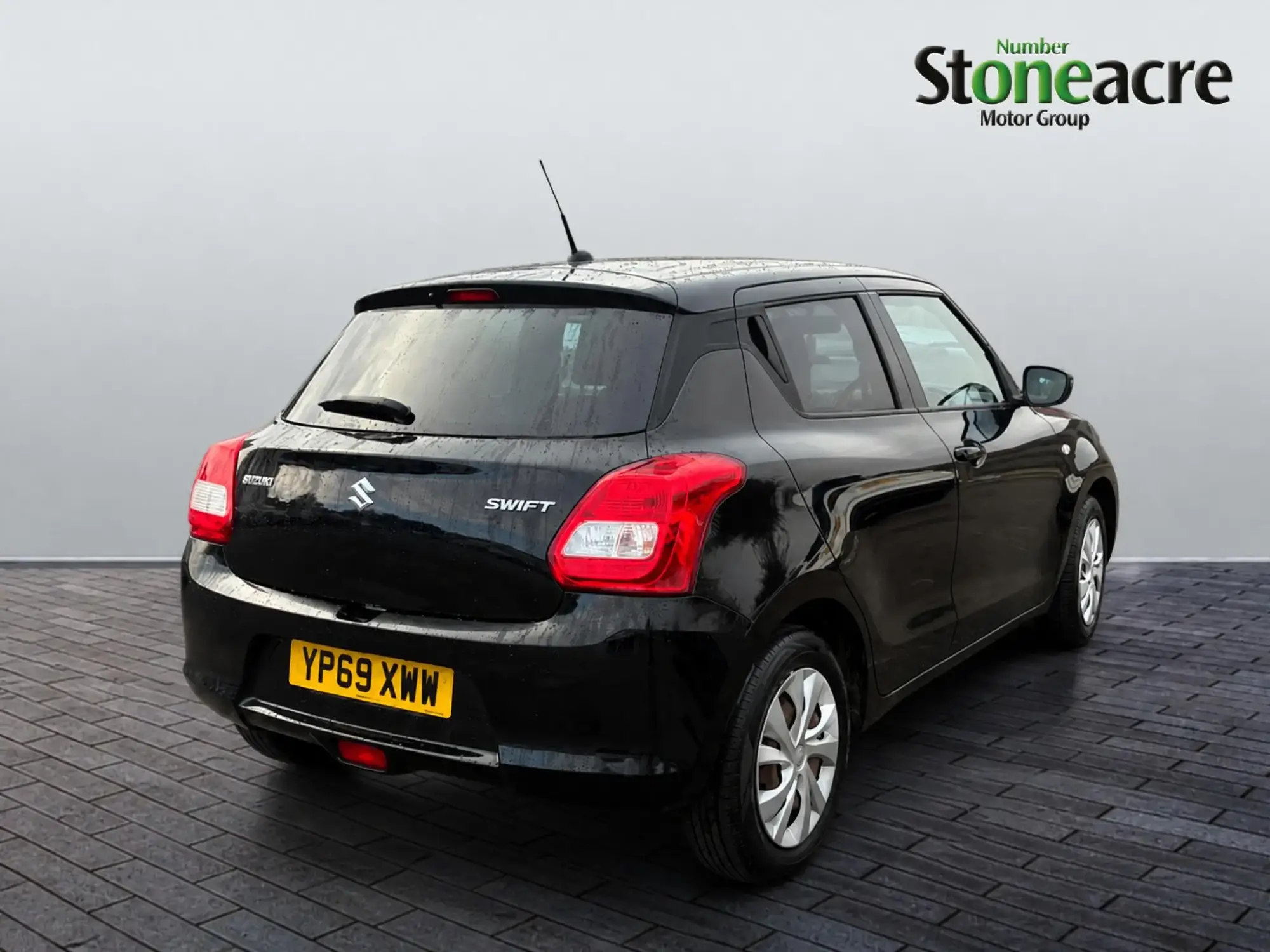 Suzuki Swift Image 8 Suzuki Swift Image 8