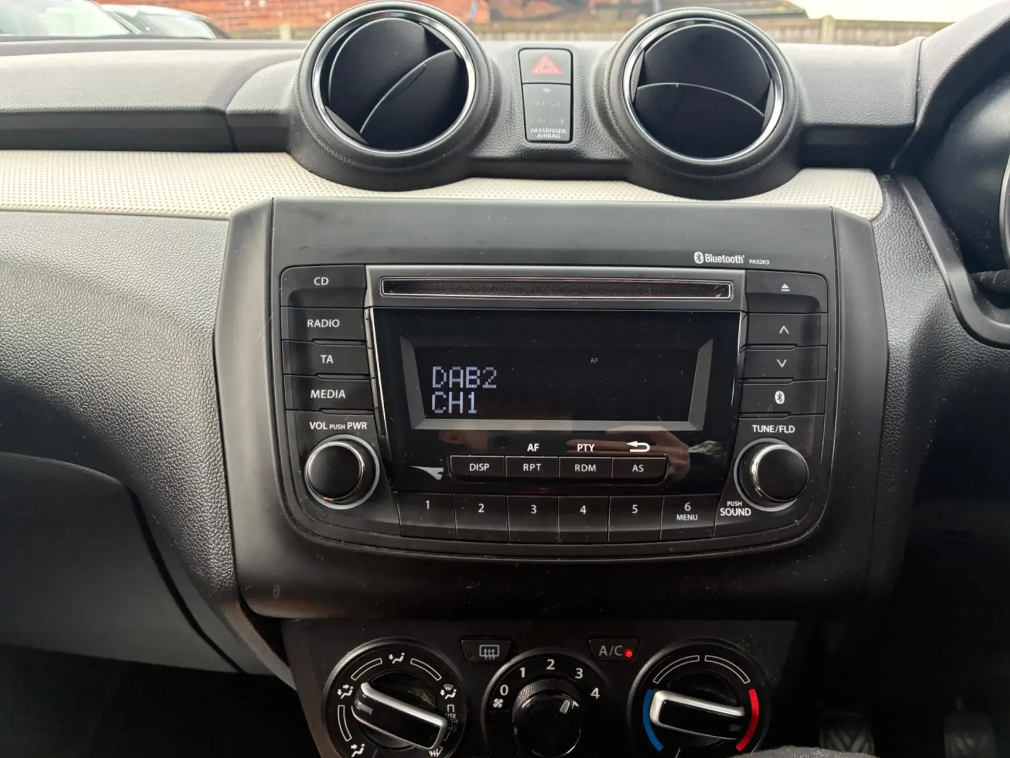 Suzuki Swift Image 32 Suzuki Swift Image 32