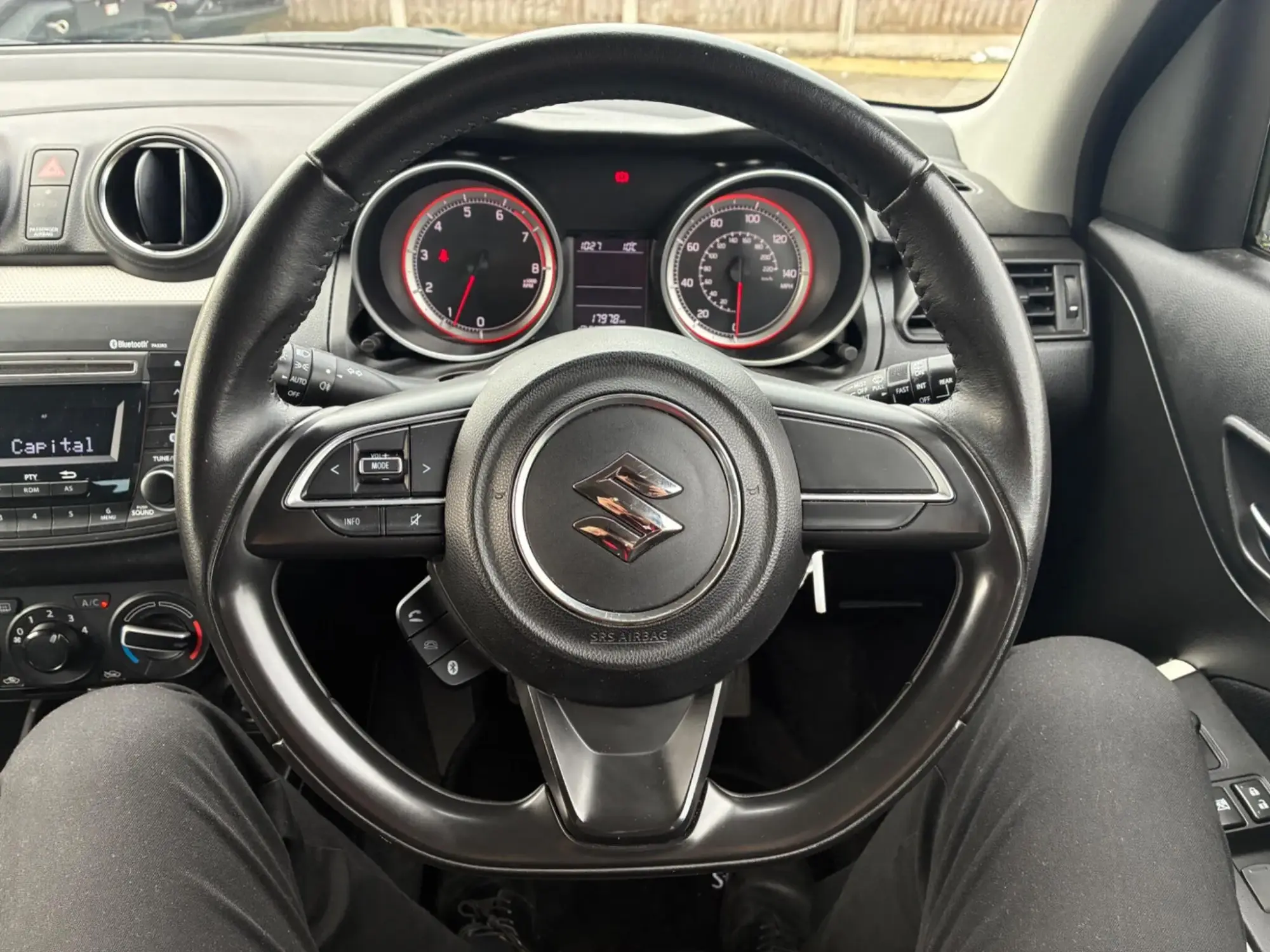 Suzuki Swift Image 11 Suzuki Swift Image 11
