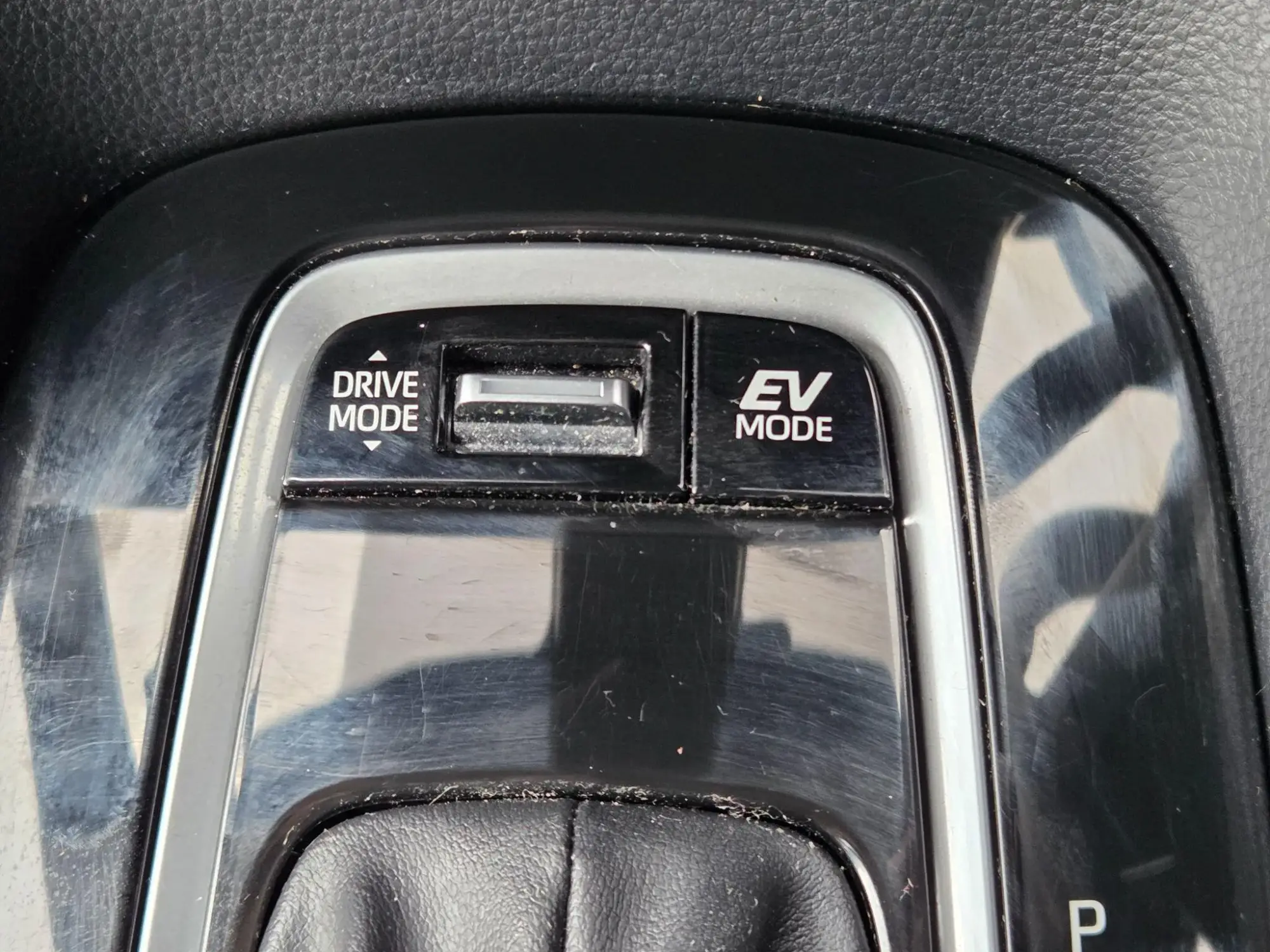 Toyota Corolla Hybrid Image 32 Toyota Corolla Hybrid Image 32