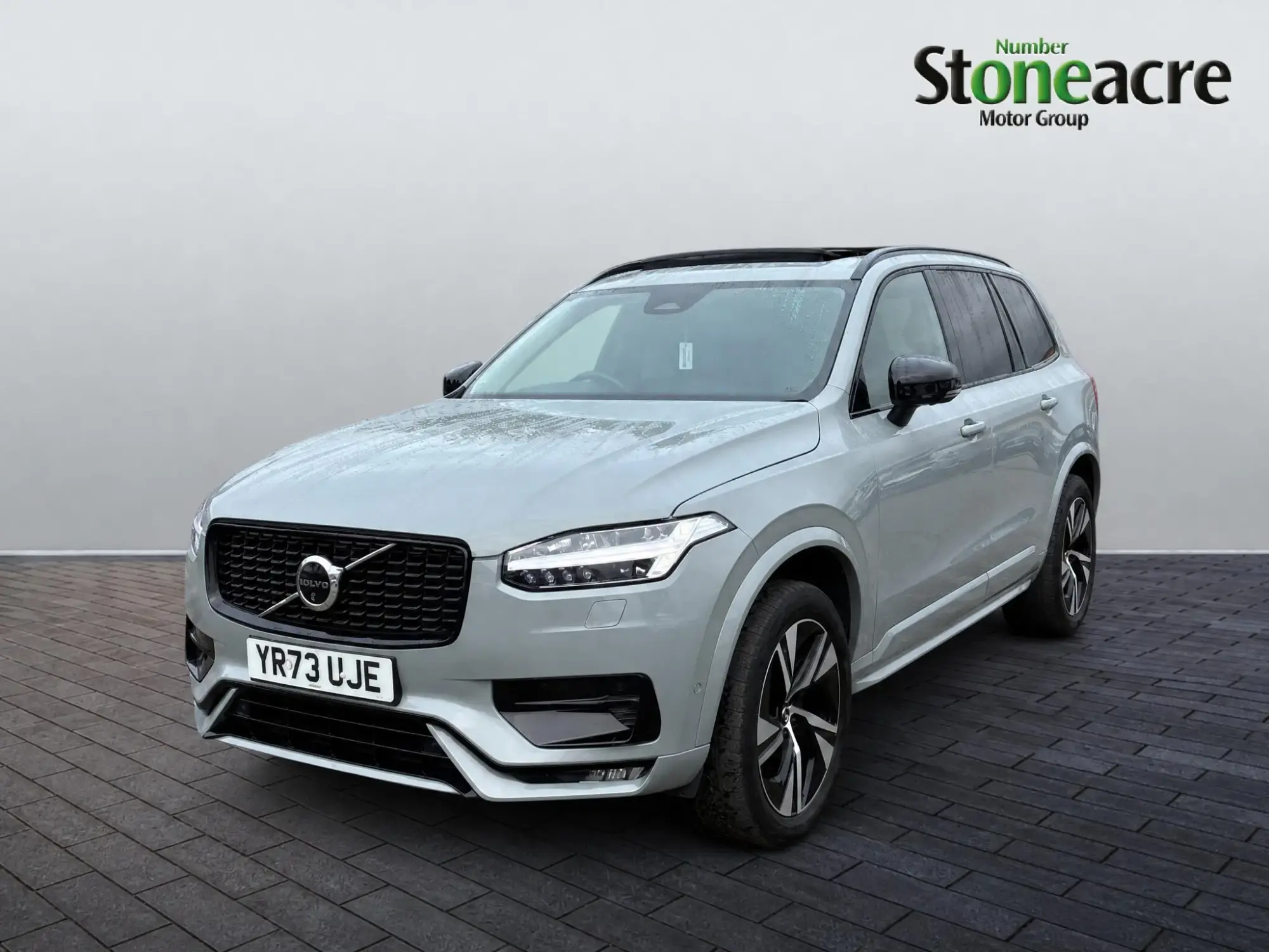 Volvo XC90 2.0 B5D [235] Plus Dark 5dr AWD Geartronic YR73UJE Image 3