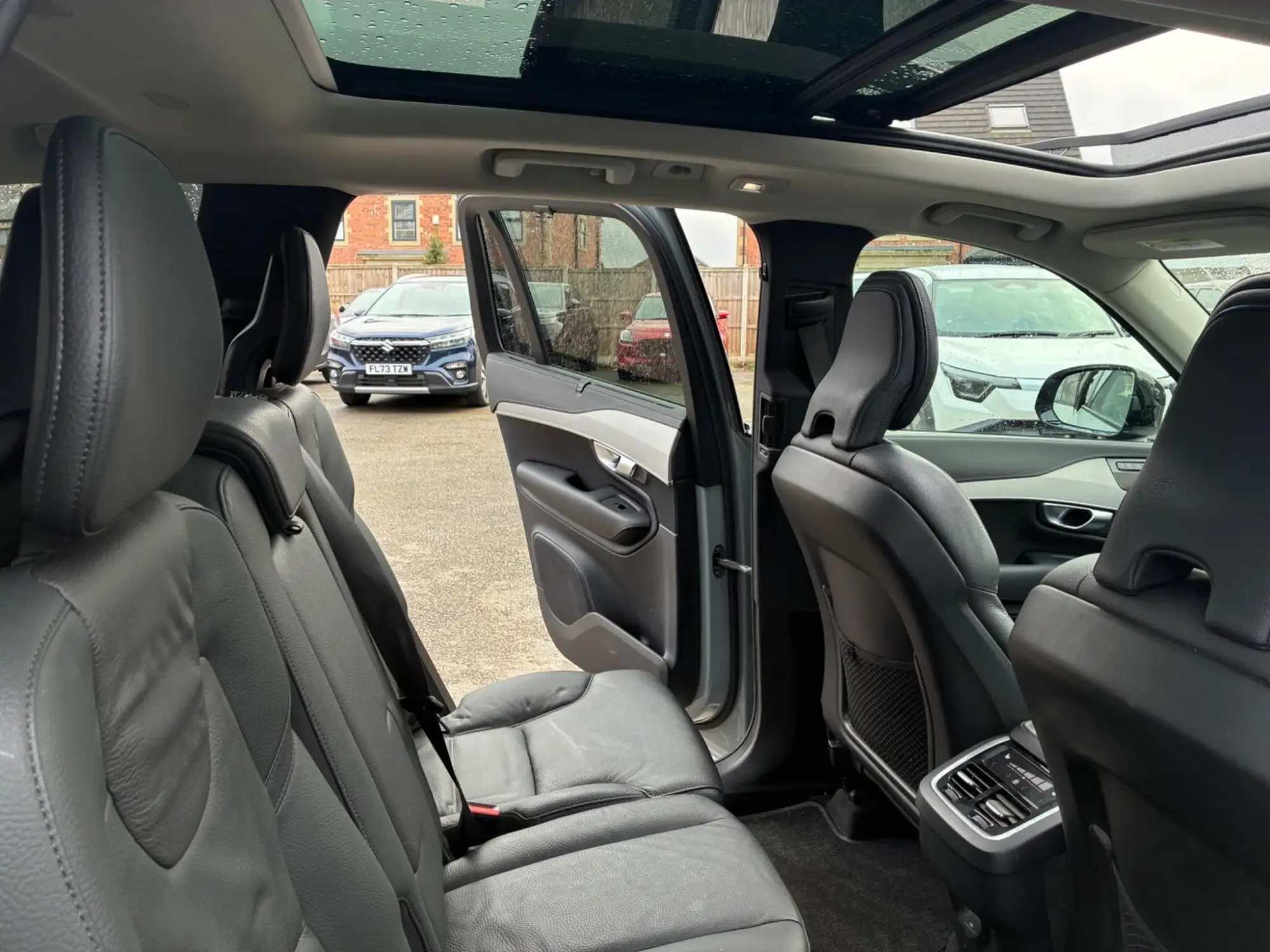 Volvo XC90 Image 28 Volvo XC90 Image 28