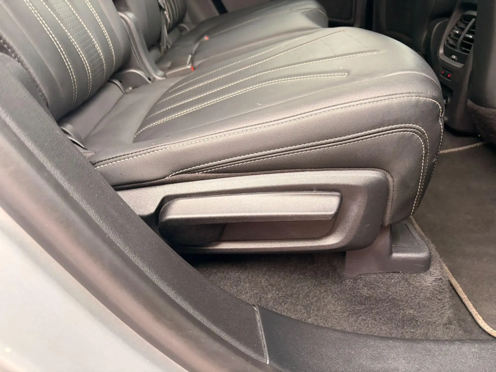 Ford Kuga Hybrid Image 18 Ford Kuga Hybrid Image 18