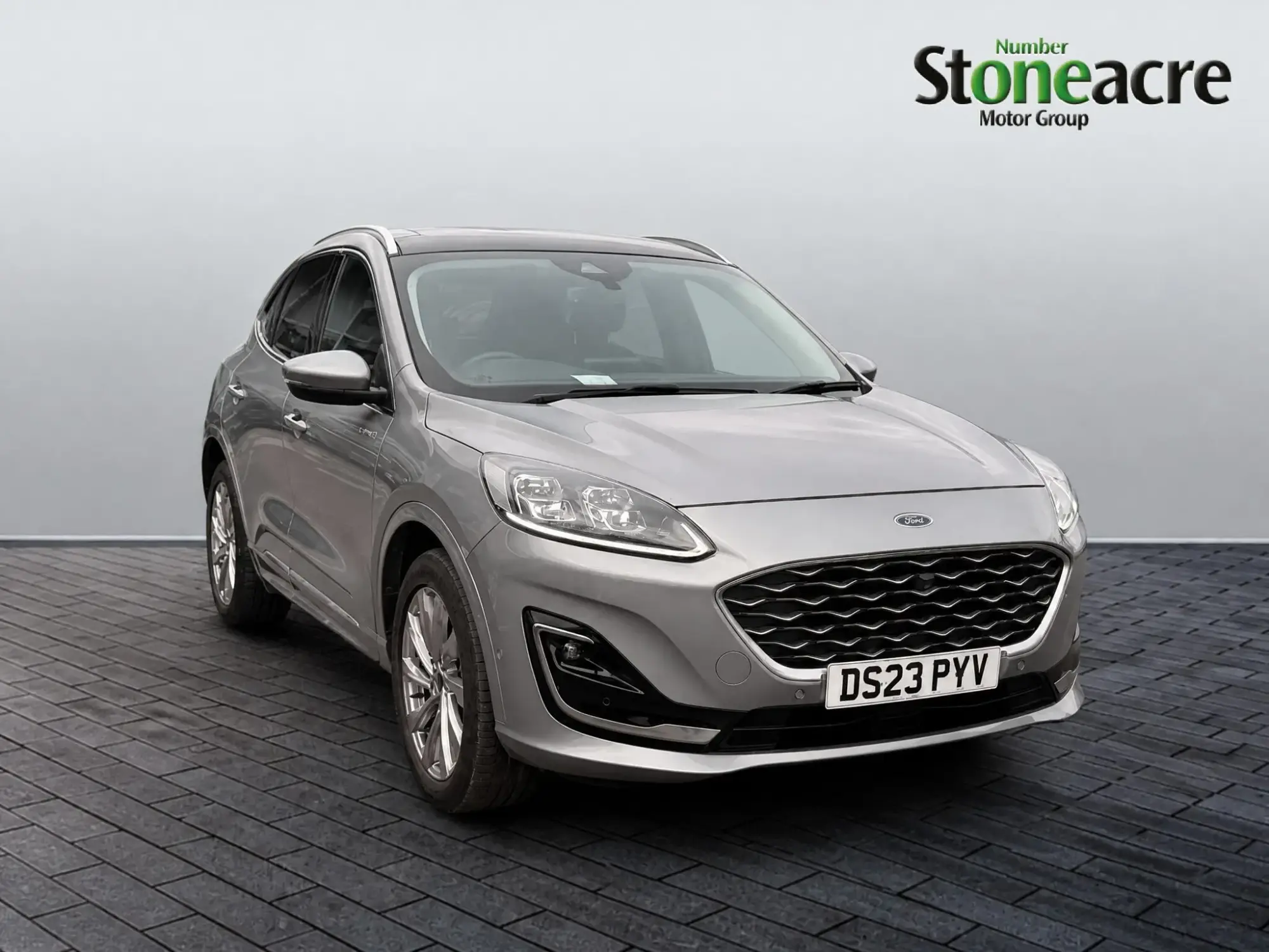 Ford Kuga Hybrid 2.5h Duratec Vignale CVT Euro 6 (s/s) 5dr DS23PYV Image 1 Ford Kuga Hybrid 2.5h Duratec Vignale CVT Euro 6 (s/s) 5dr DS23PYV Image 1