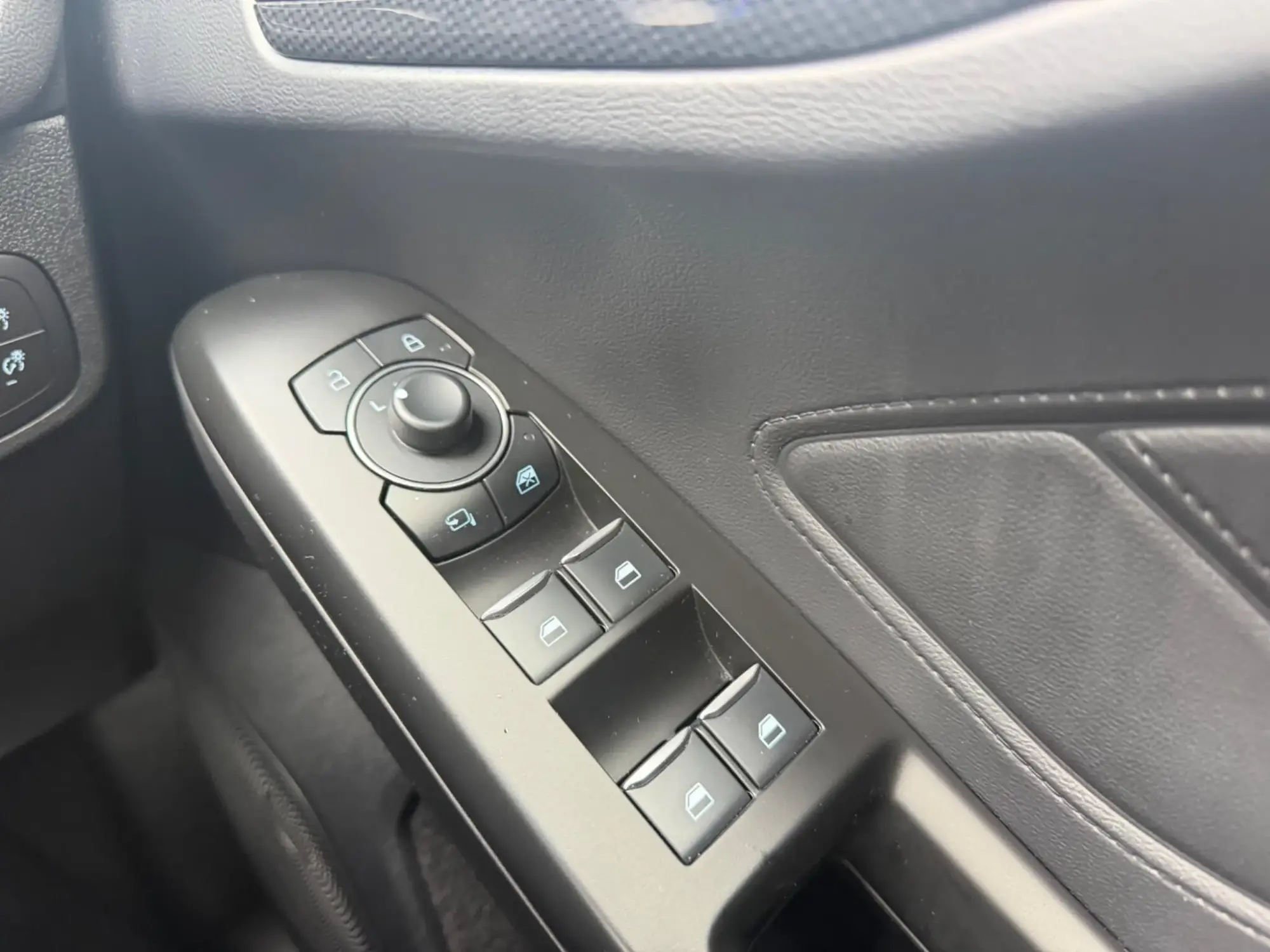 Ford Focus Estate Image 12