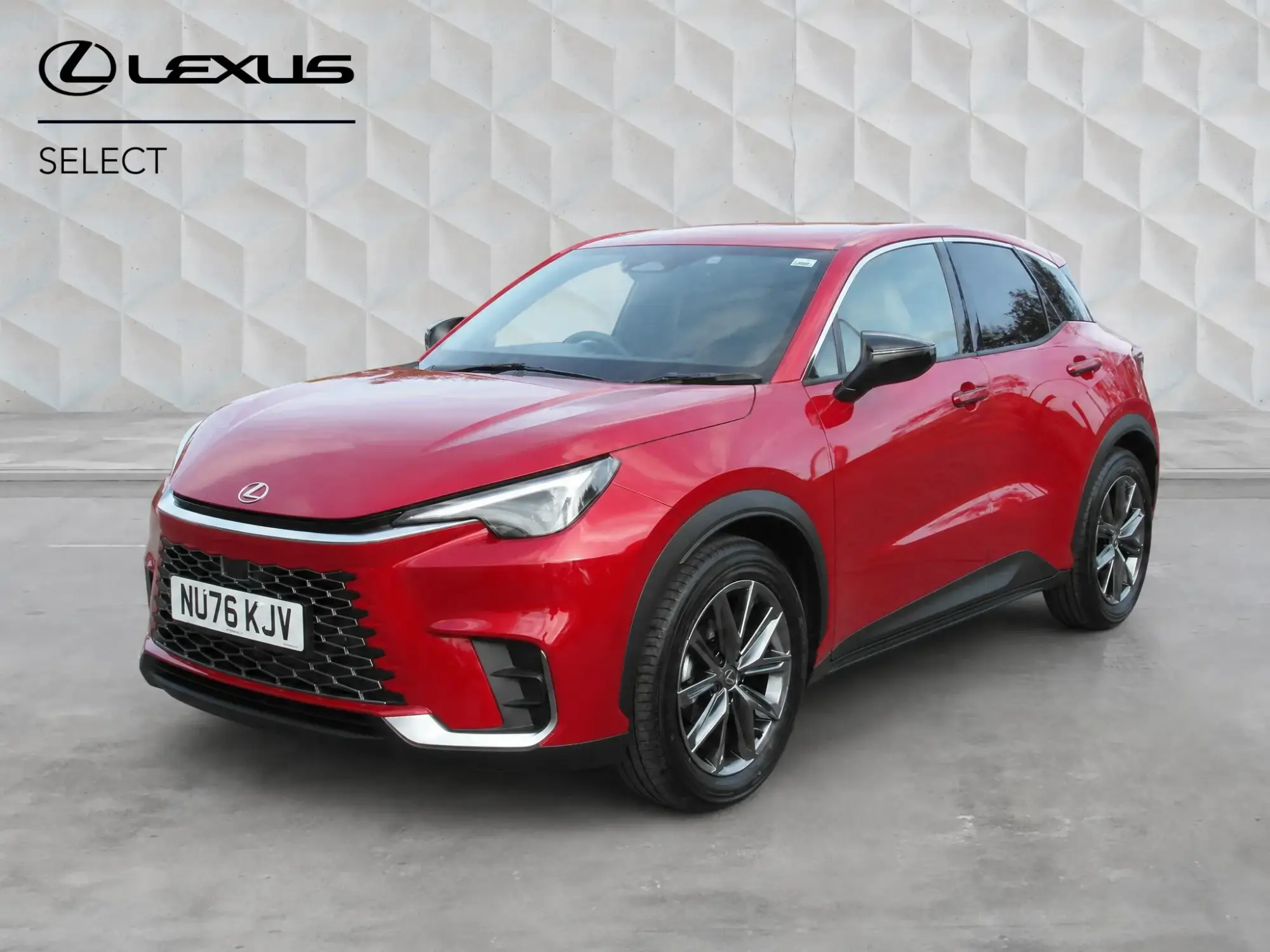 Lexus LBX 1.5 VVT-iE Premium Plus E-CVT Euro 6 (s/s) 5dr NU76KJV Image 3 Lexus LBX 1.5 VVT-iE Premium Plus E-CVT Euro 6 (s/s) 5dr NU76KJV Image 3