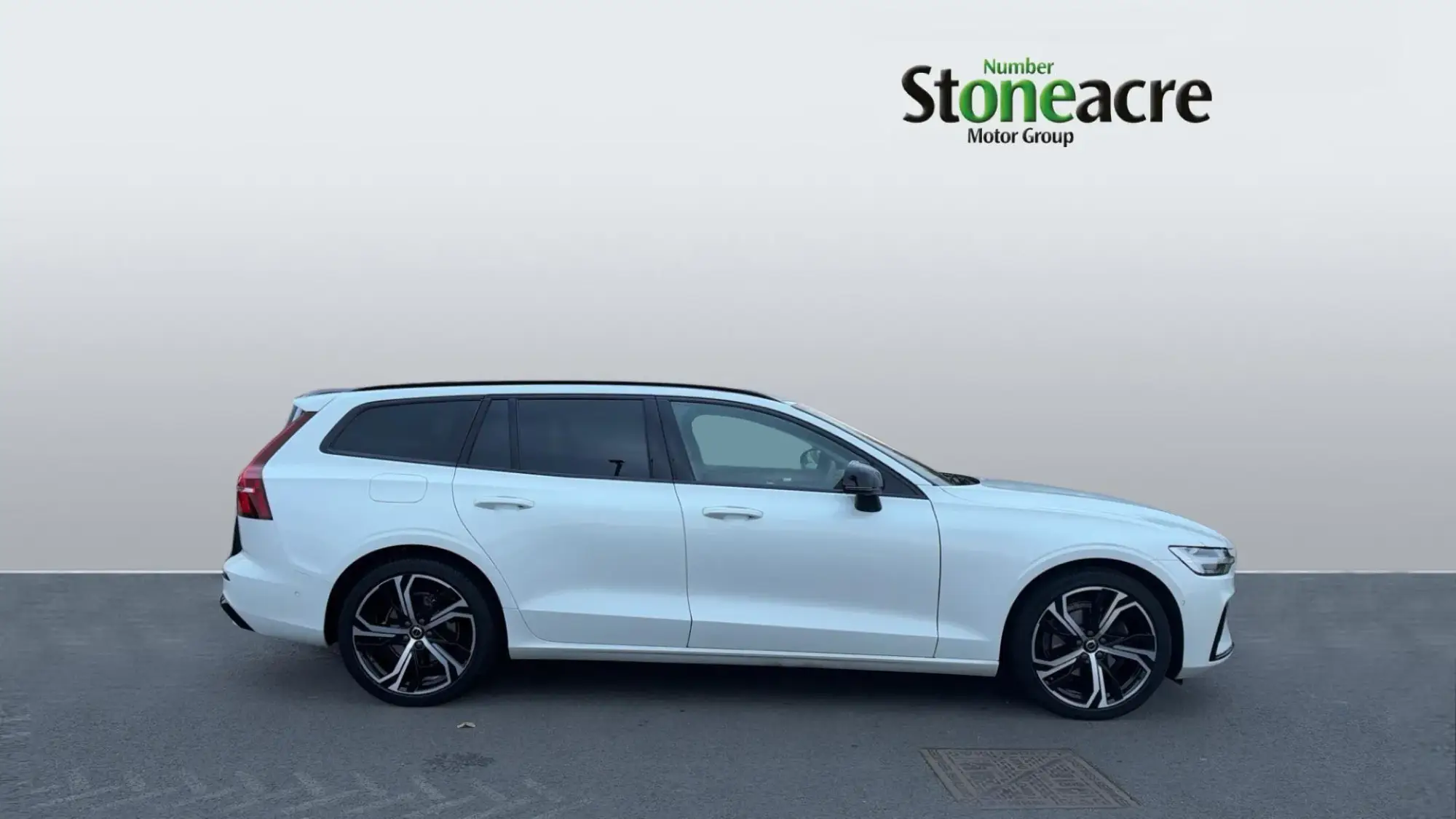 Volvo V60 Image 3 Volvo V60 Image 3