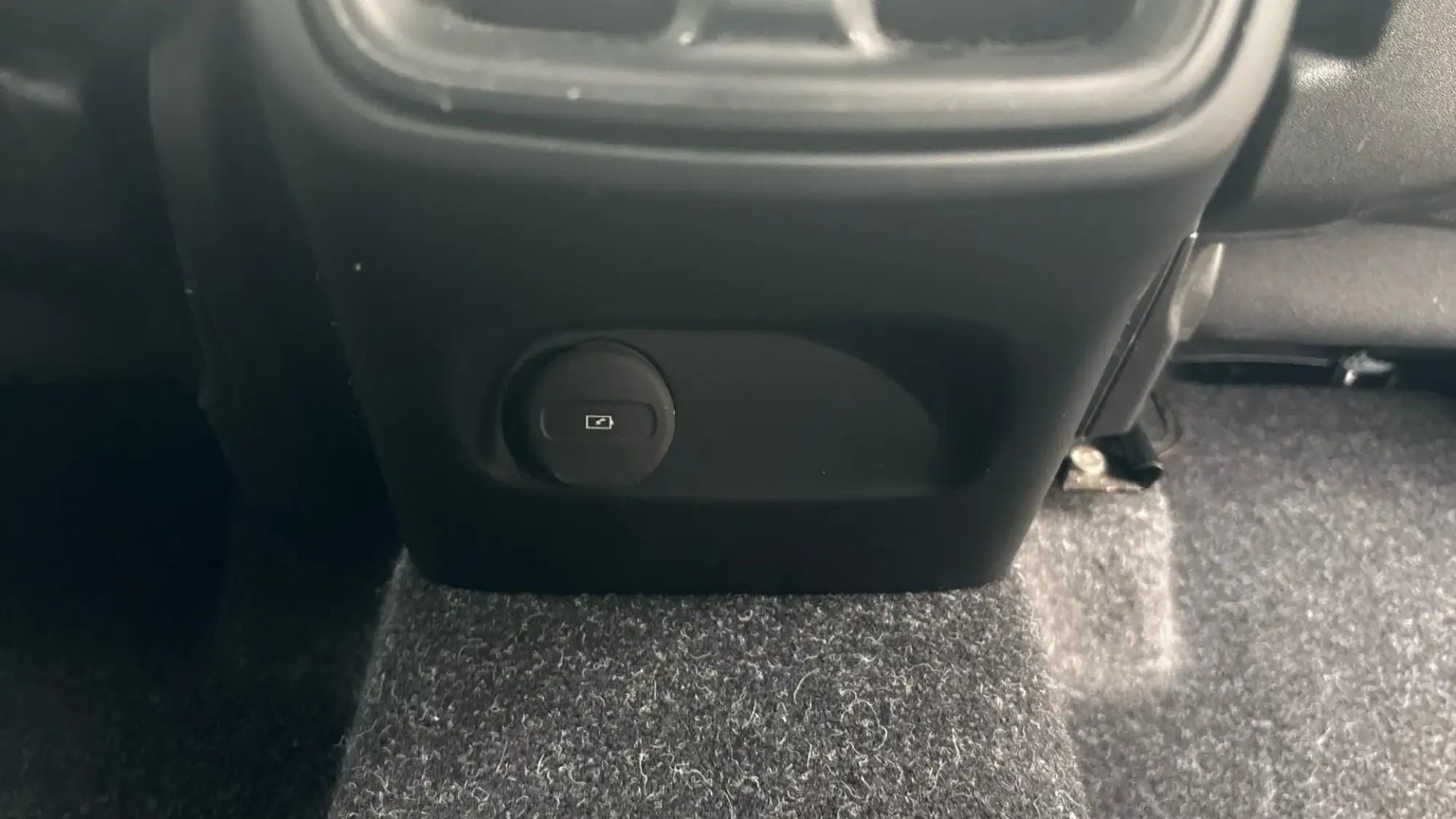Volvo XC40 Image 25 Volvo XC40 Image 25