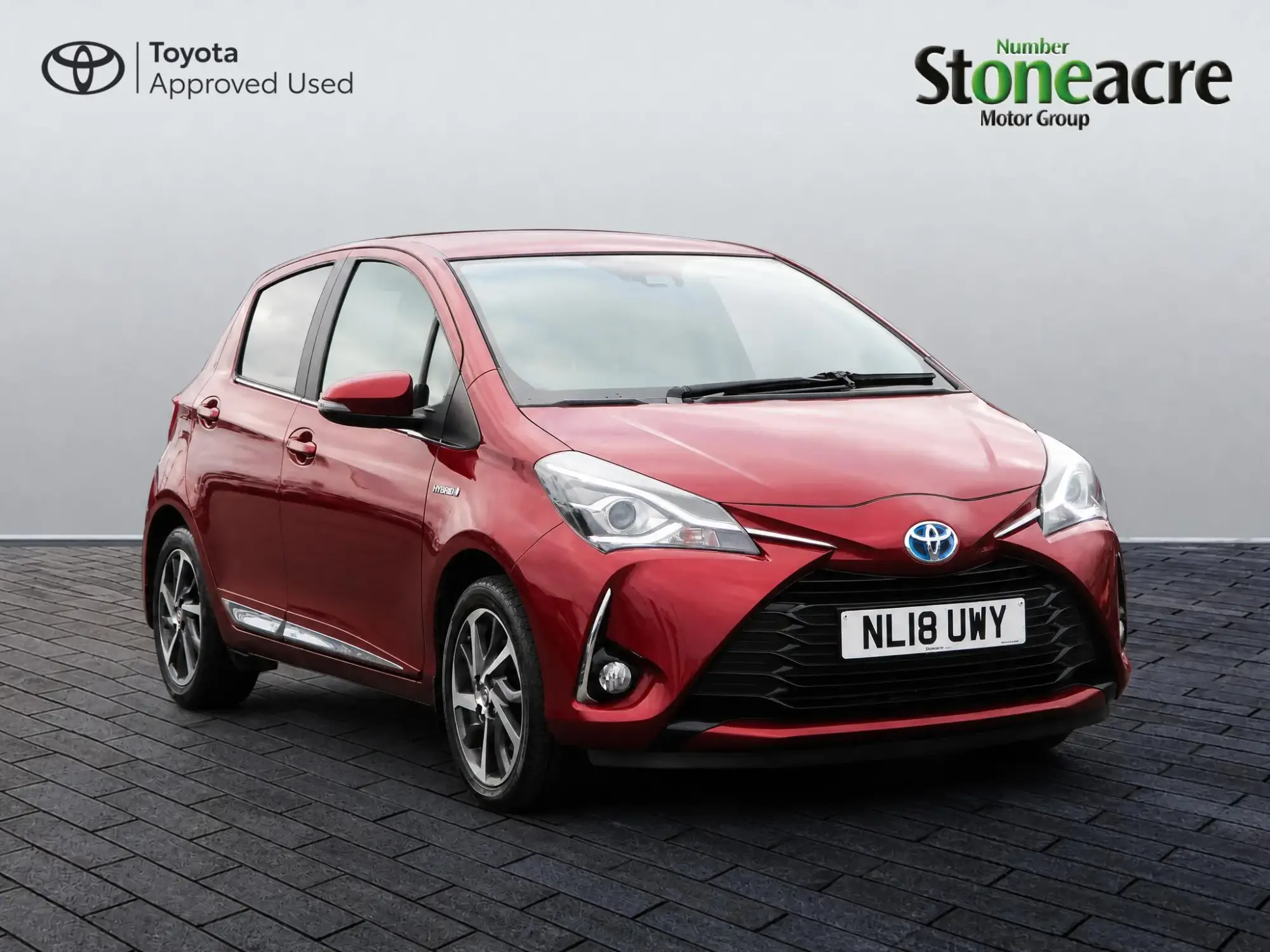 Toyota Yaris Hybrid 1.5 VVT-h Excel E-CVT Euro 6 (s/s) 5dr (15in Alloy) NL18UWY Image 1