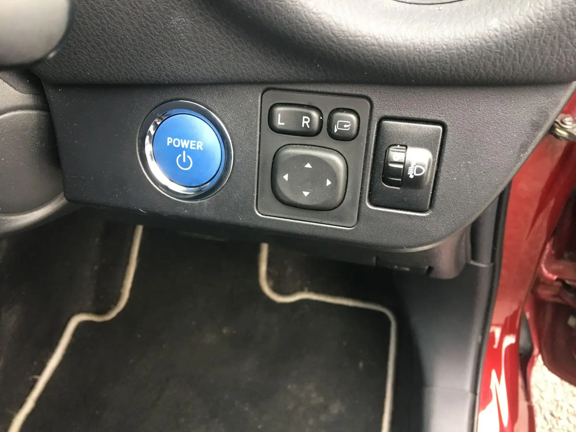 Toyota Yaris Hybrid Image 24 Toyota Yaris Hybrid Image 24