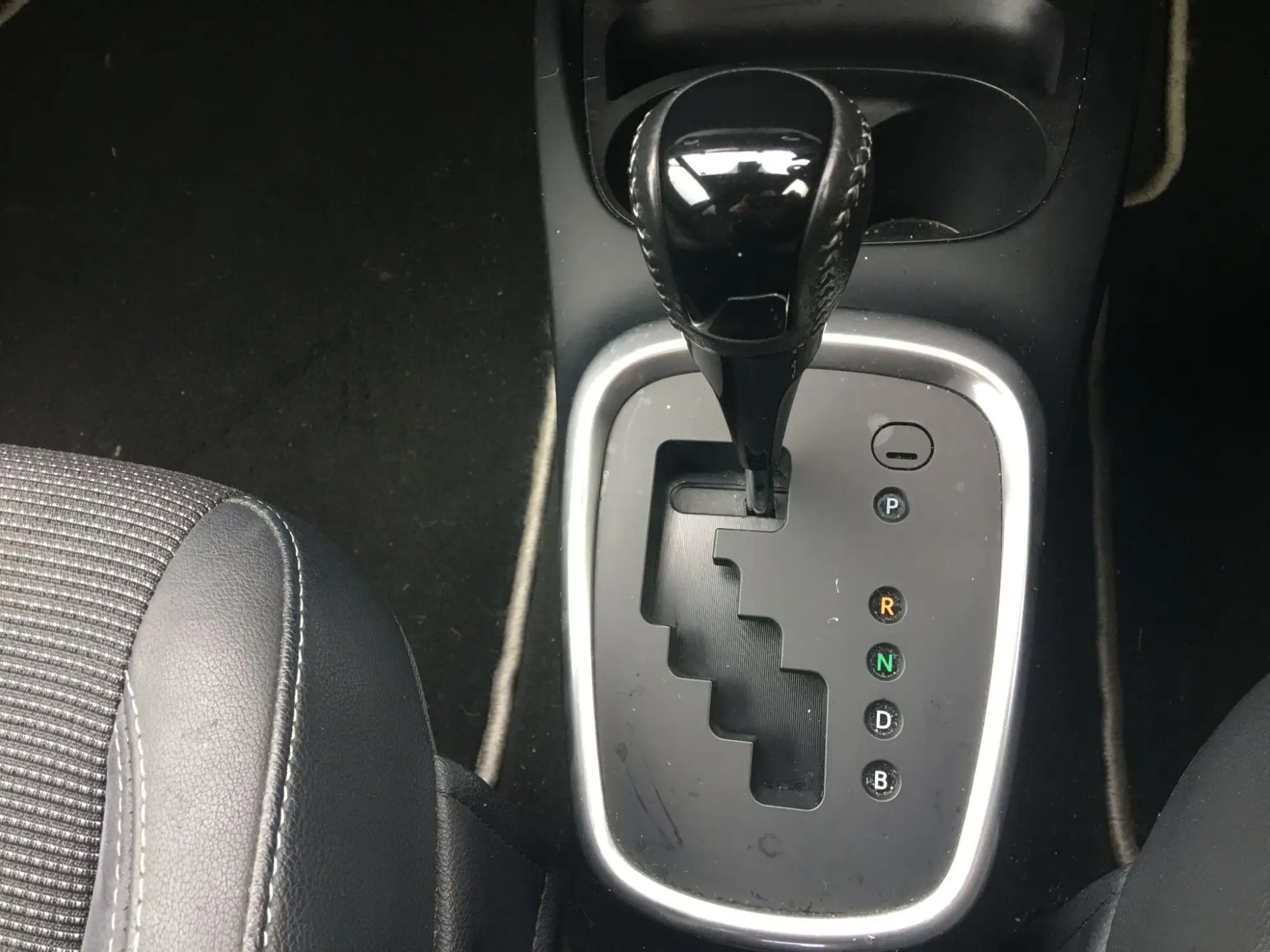 Toyota Yaris Hybrid Image 29 Toyota Yaris Hybrid Image 29