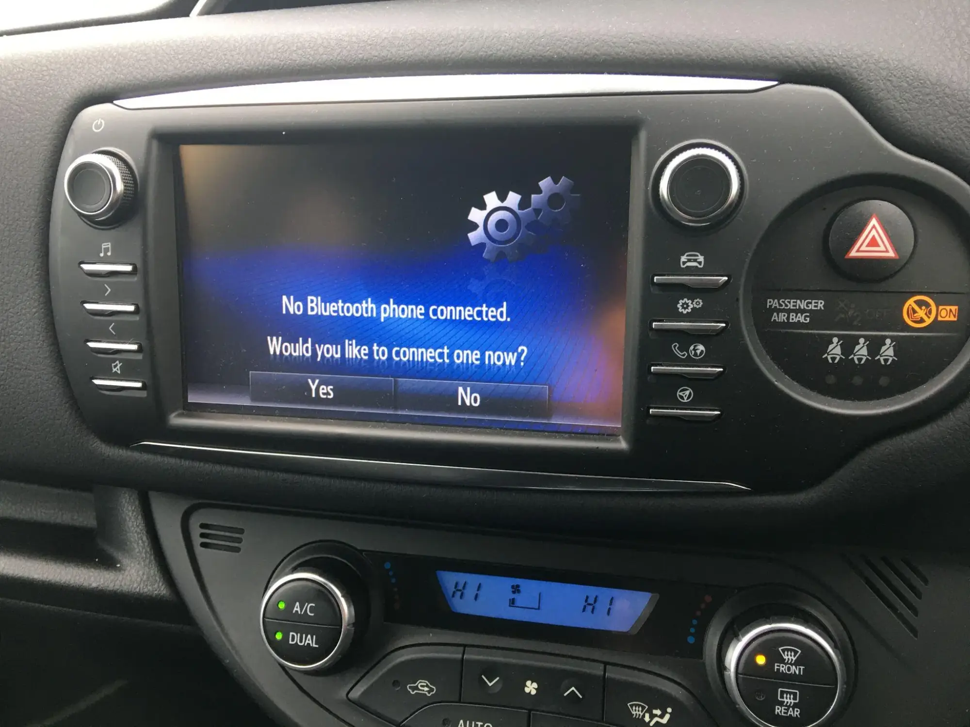 Toyota Yaris Hybrid Image 32 Toyota Yaris Hybrid Image 32