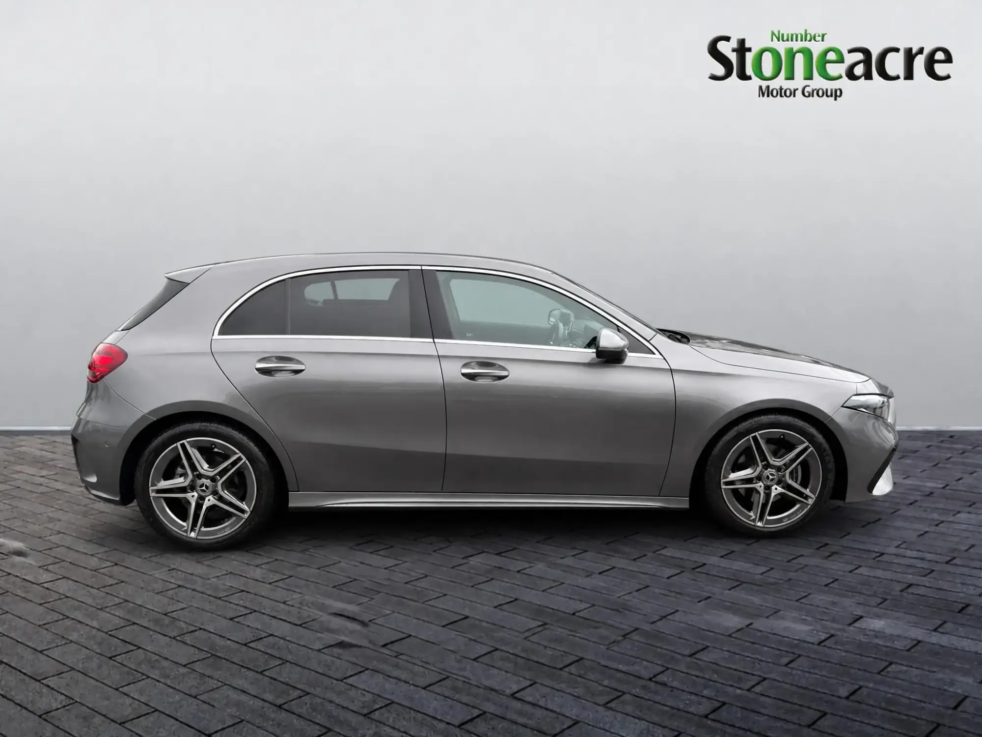 Mercedes-Benz A-Class 1.3 A180h MHEV AMG Line (Executive) 7G-DCT Euro 6 (s/s) 5dr NU23HFD Image 2 Mercedes-Benz A-Class 1.3 A180h MHEV AMG Line (Executive) 7G-DCT Euro 6 (s/s) 5dr NU23HFD Image 2