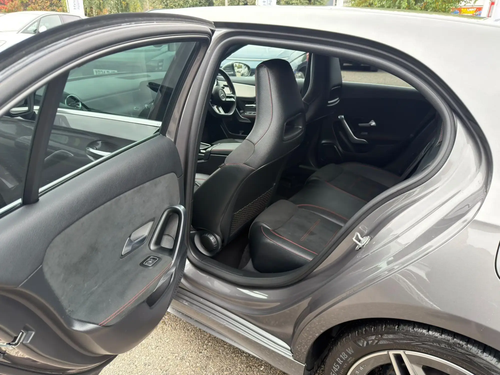 Mercedes-Benz A-Class Image 25