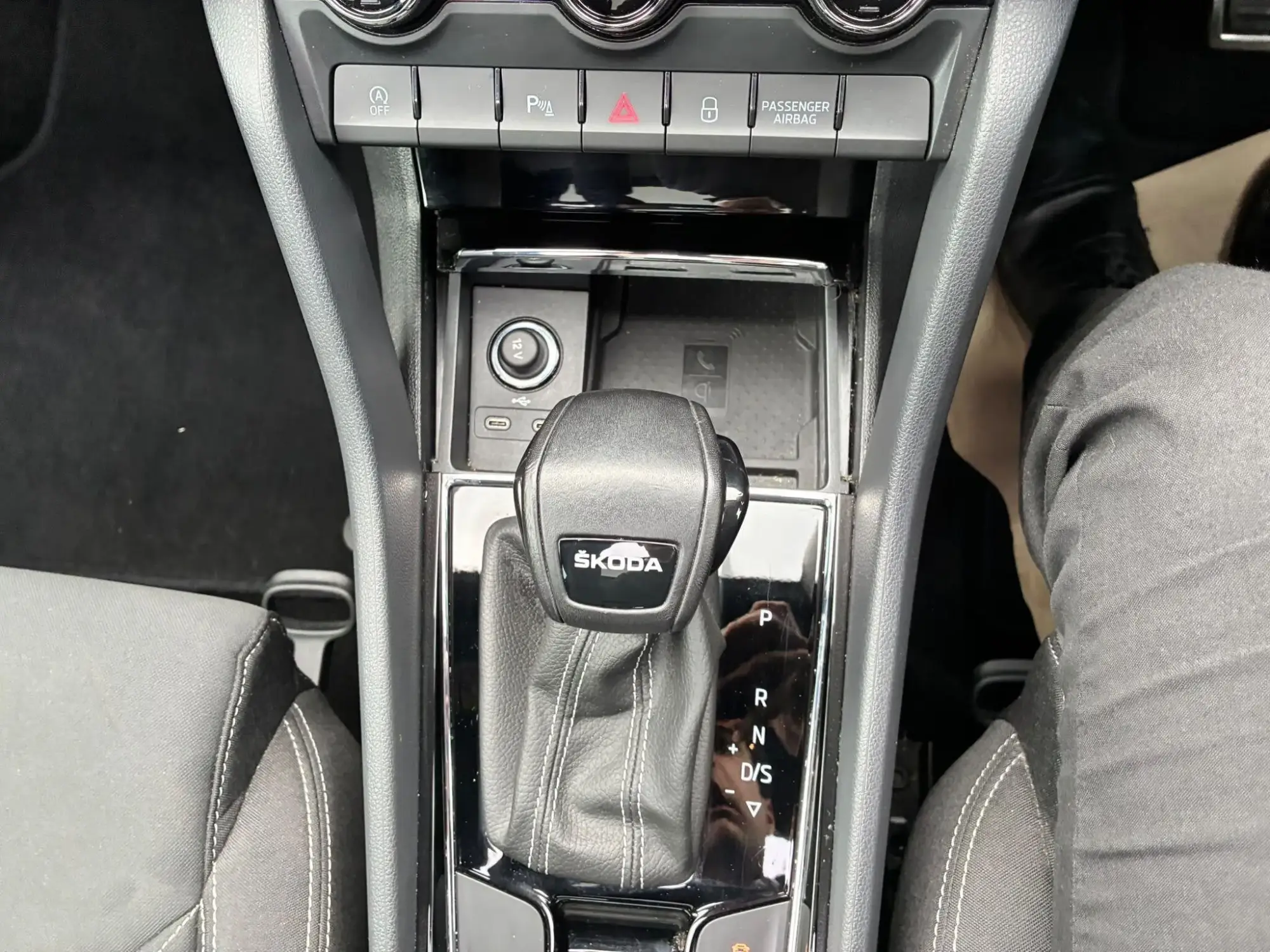 Skoda Karoq Image 12 Skoda Karoq Image 12