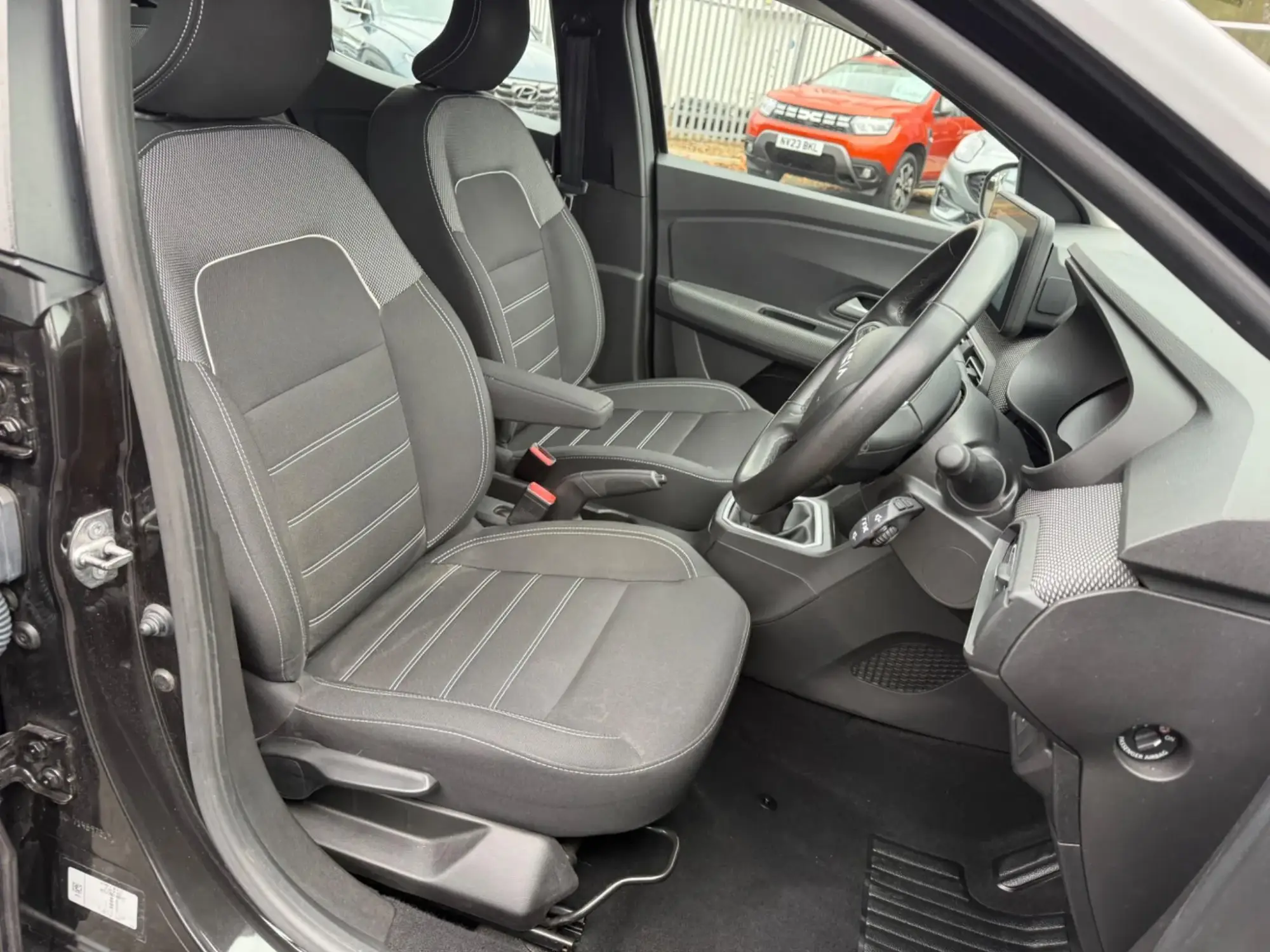 Dacia Sandero Image 11 Dacia Sandero Image 11