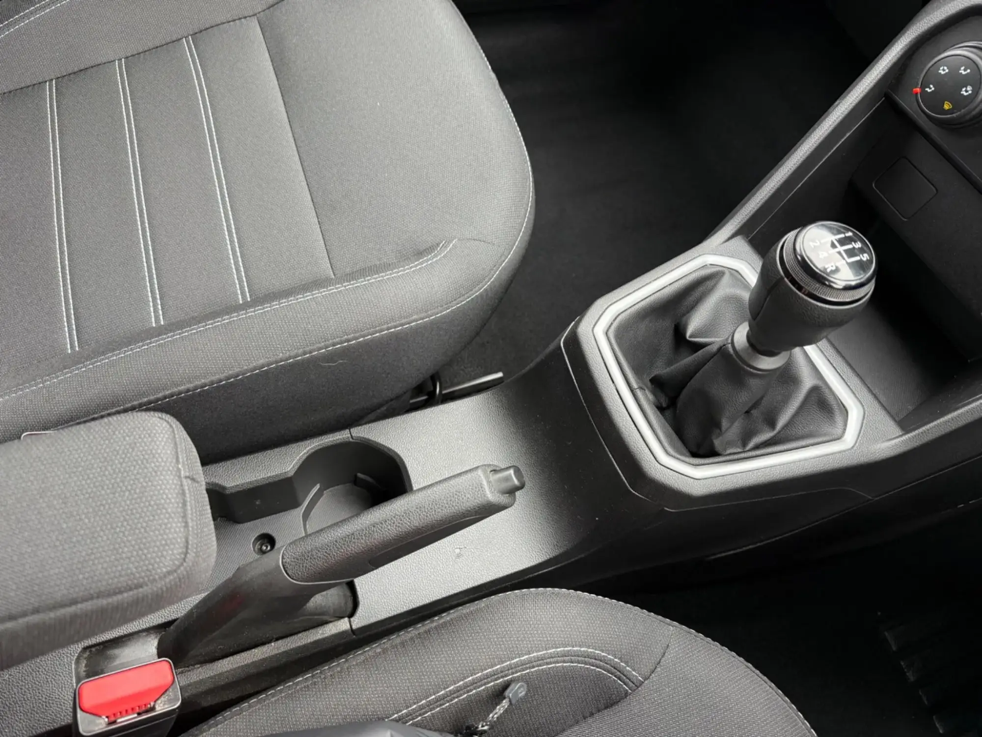 Dacia Sandero Image 27 Dacia Sandero Image 27