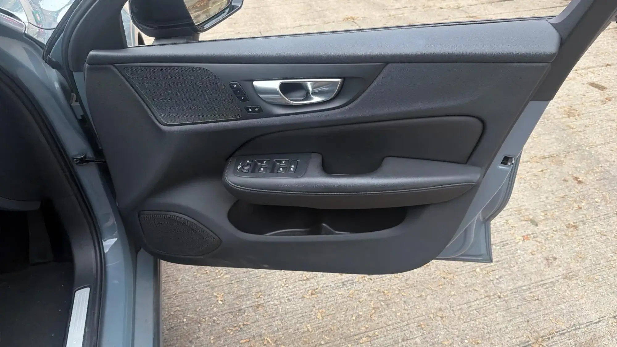 Volvo S60 Image 27 Volvo S60 Image 27