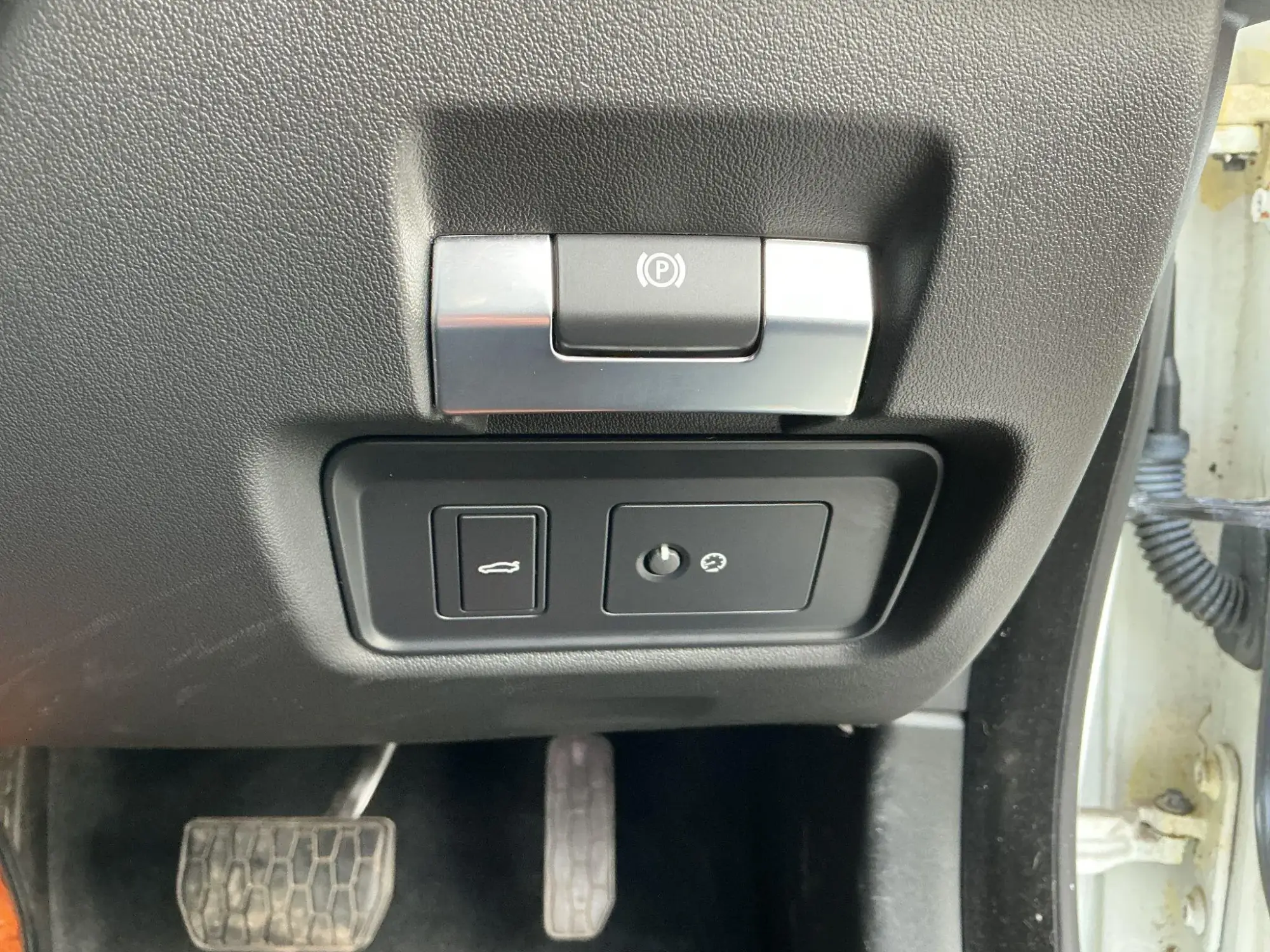 Jaguar XE Image 26 Jaguar XE Image 26