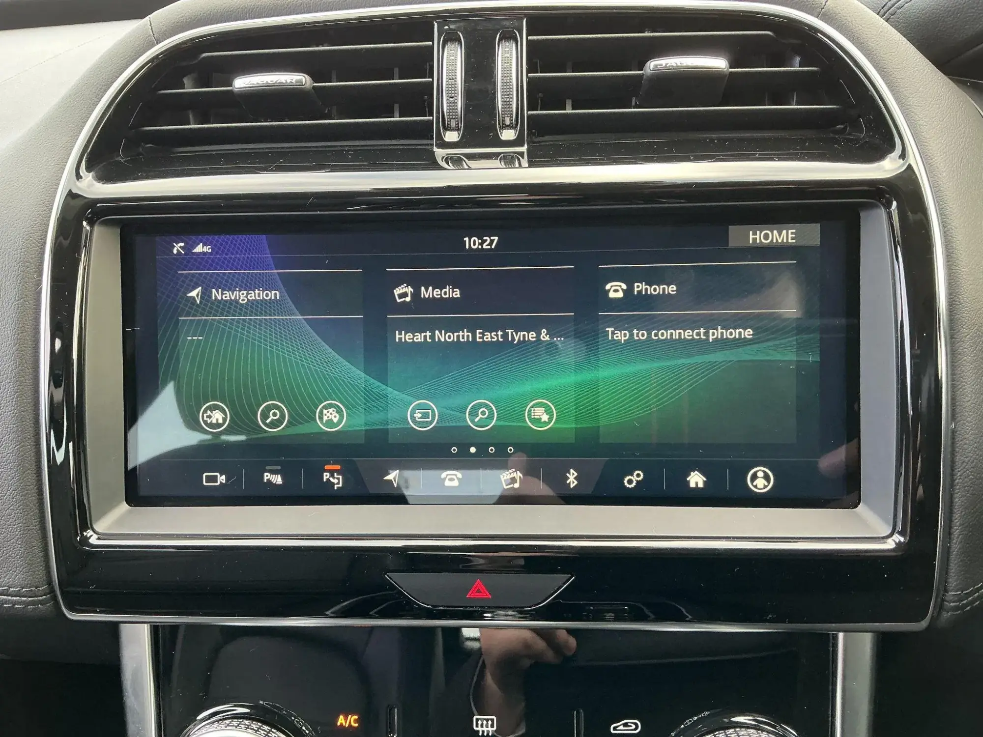 Jaguar XE Image 42 Jaguar XE Image 42