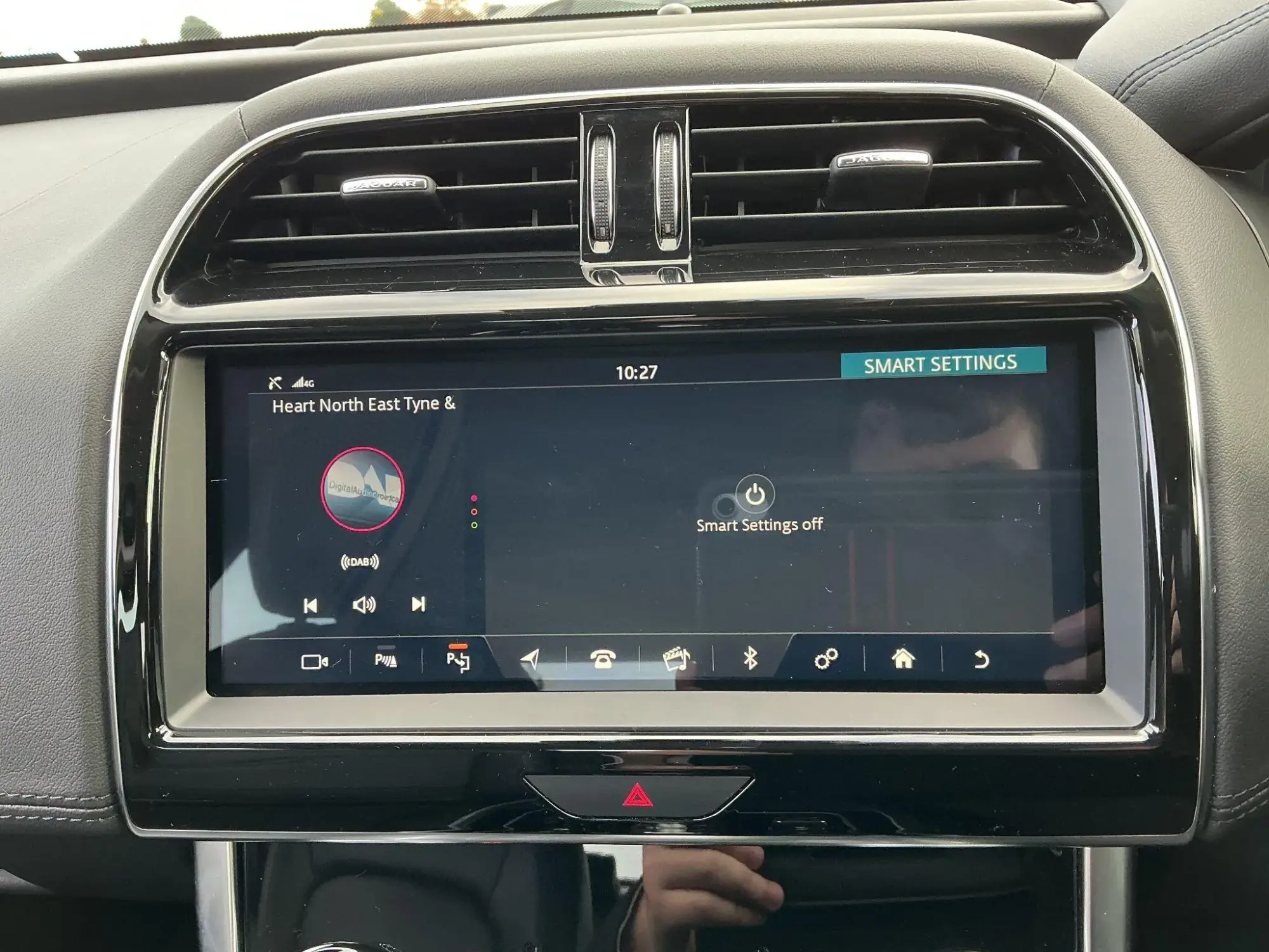 Jaguar XE Image 43 Jaguar XE Image 43