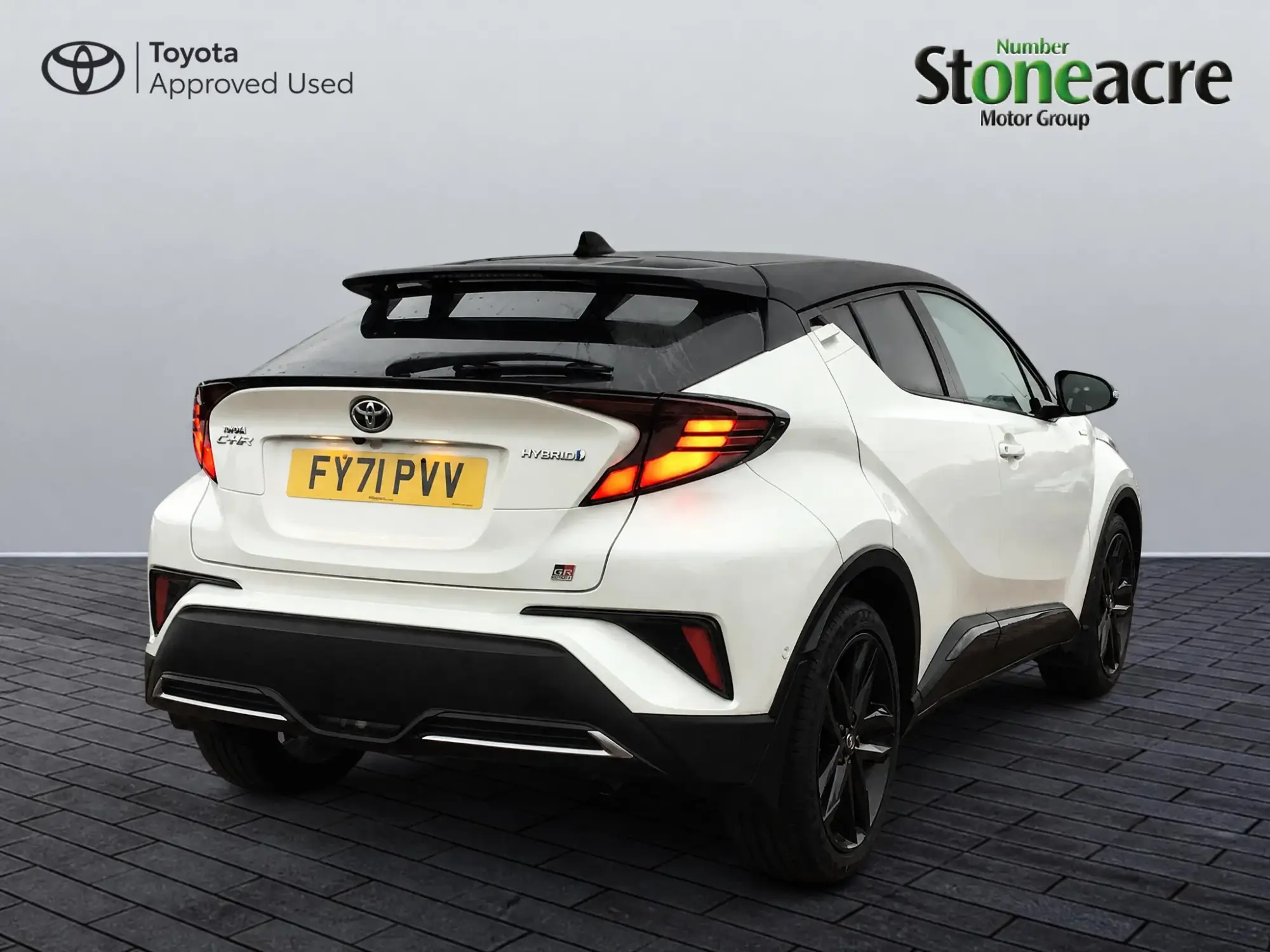Toyota C-HR Hybrid 1.8 Hybrid GR Sport 5dr CVT FY71PVV Image 2