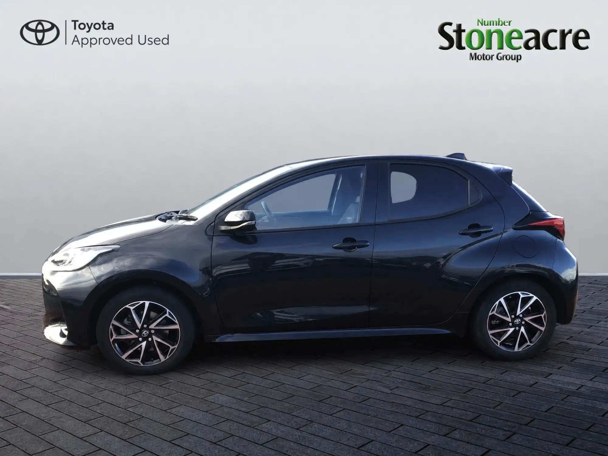 Toyota Yaris Hybrid Image 18 Toyota Yaris Hybrid Image 18