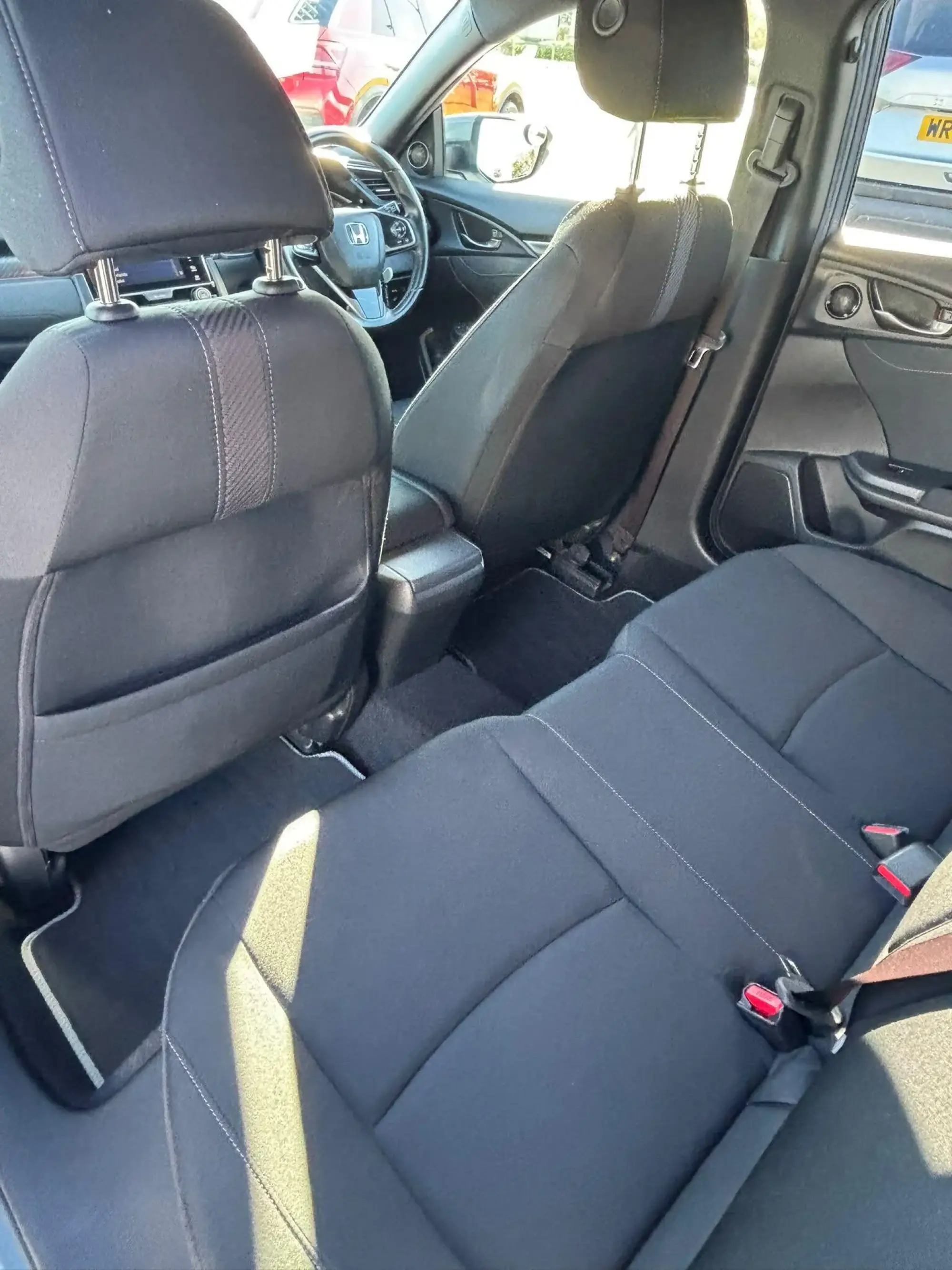 Honda Civic Image 13