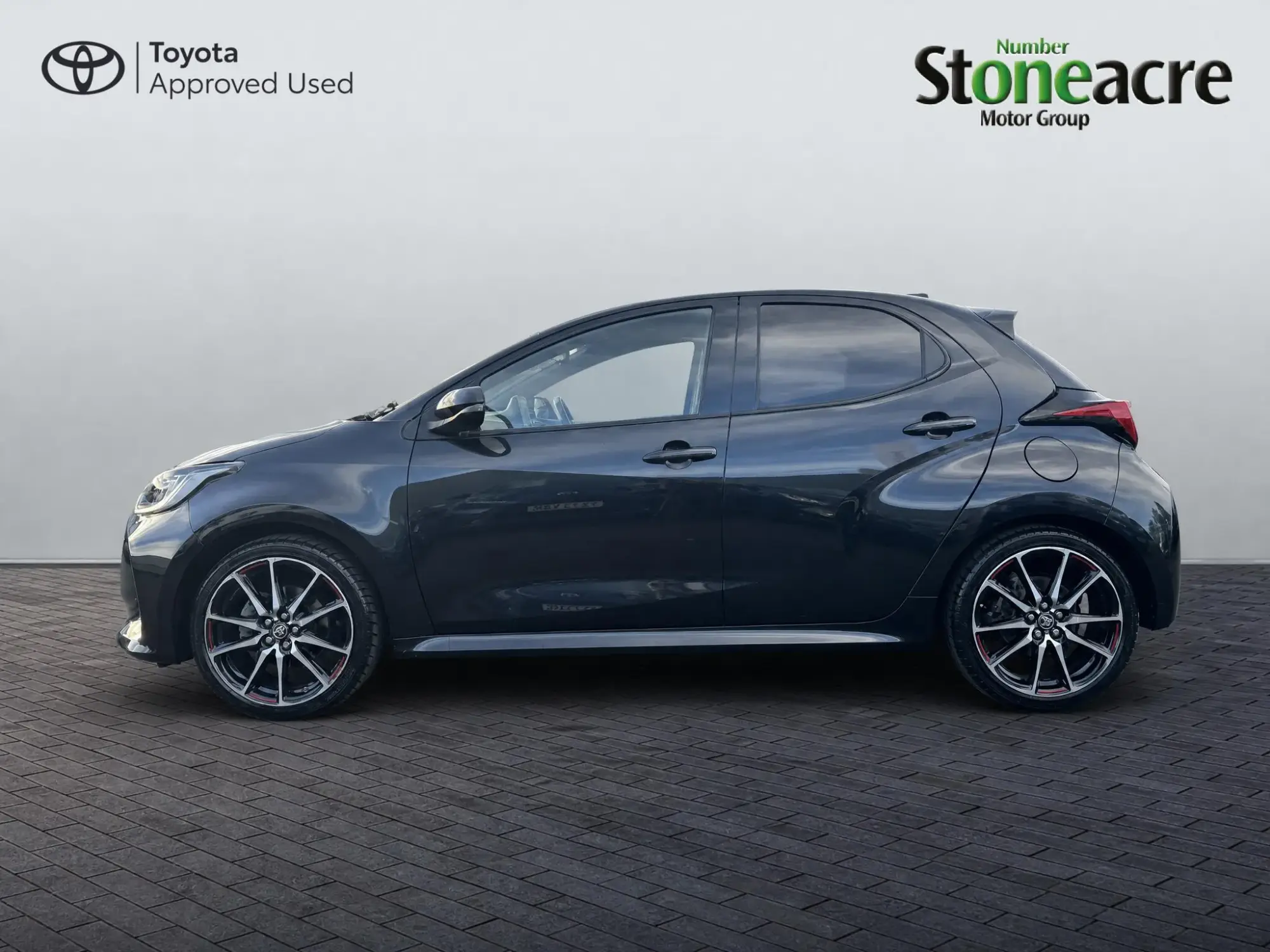 Toyota Yaris Hybrid Image 6 Toyota Yaris Hybrid Image 6