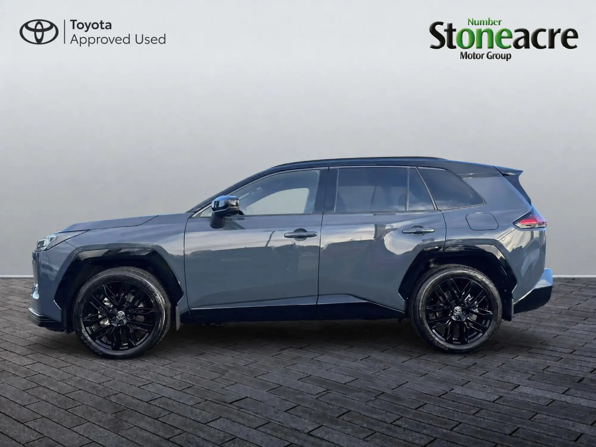 Toyota RAV4 Image 6