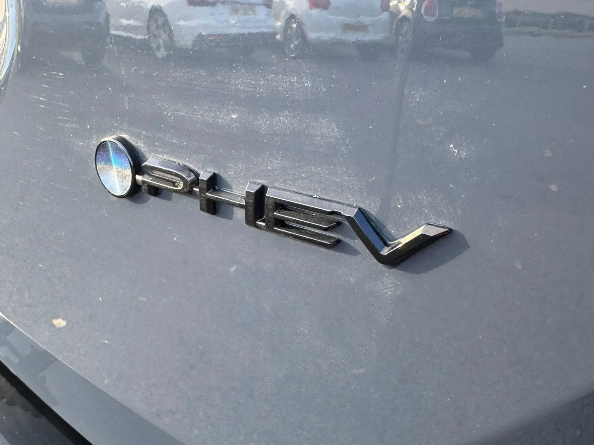 Toyota RAV4 Image 10